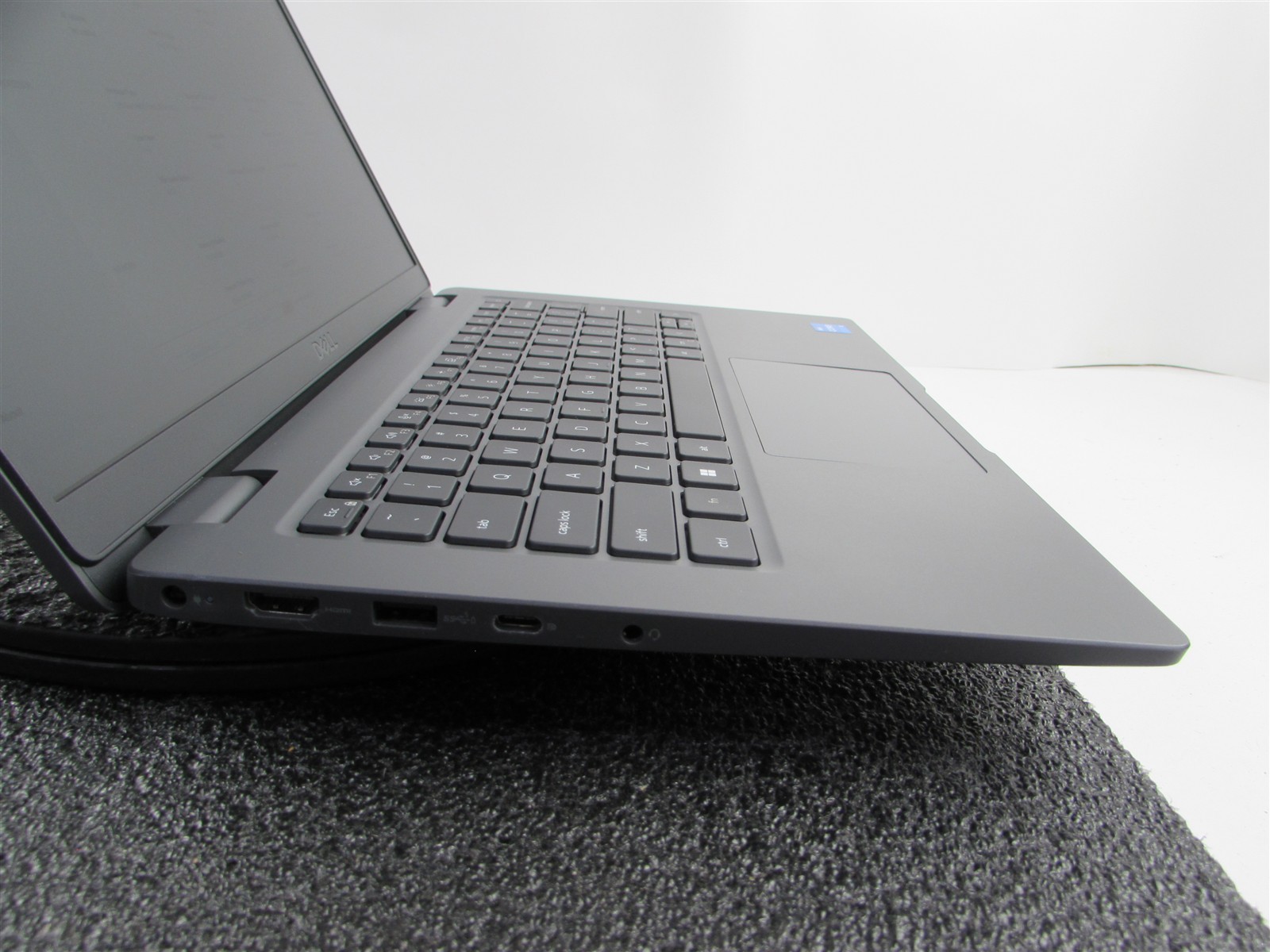 DELL LATITUDE 3440 1366X768 14″ CORE I5-1335U 256GB SSD 16GB RAM NO O.S