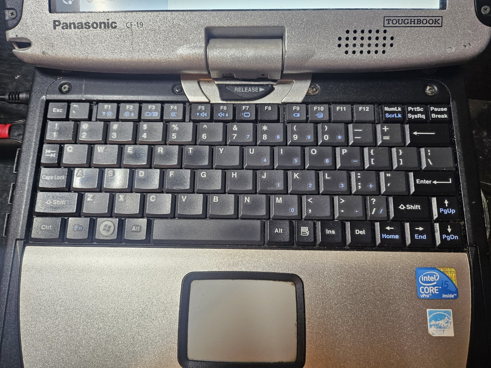 Panasonic Toughbook CF-19, Intel i5-540 4GB RAM, no HDD WITH STYLUS AND BATTERY