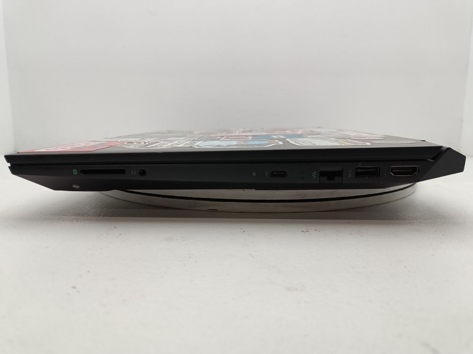 Broken 2016 HP PAVILION 15-EC1073DX 15.6″ AMD Ryzen 5 4500 No RAM/SSD #91