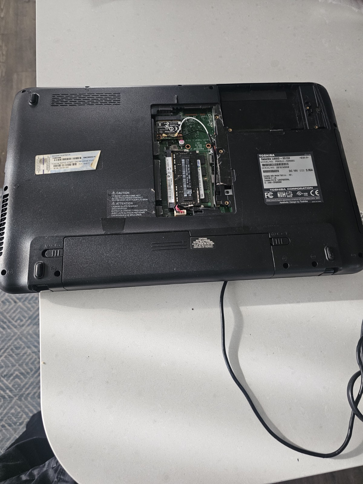 Toshiba Satellite L655-S5159 Laptop For Part