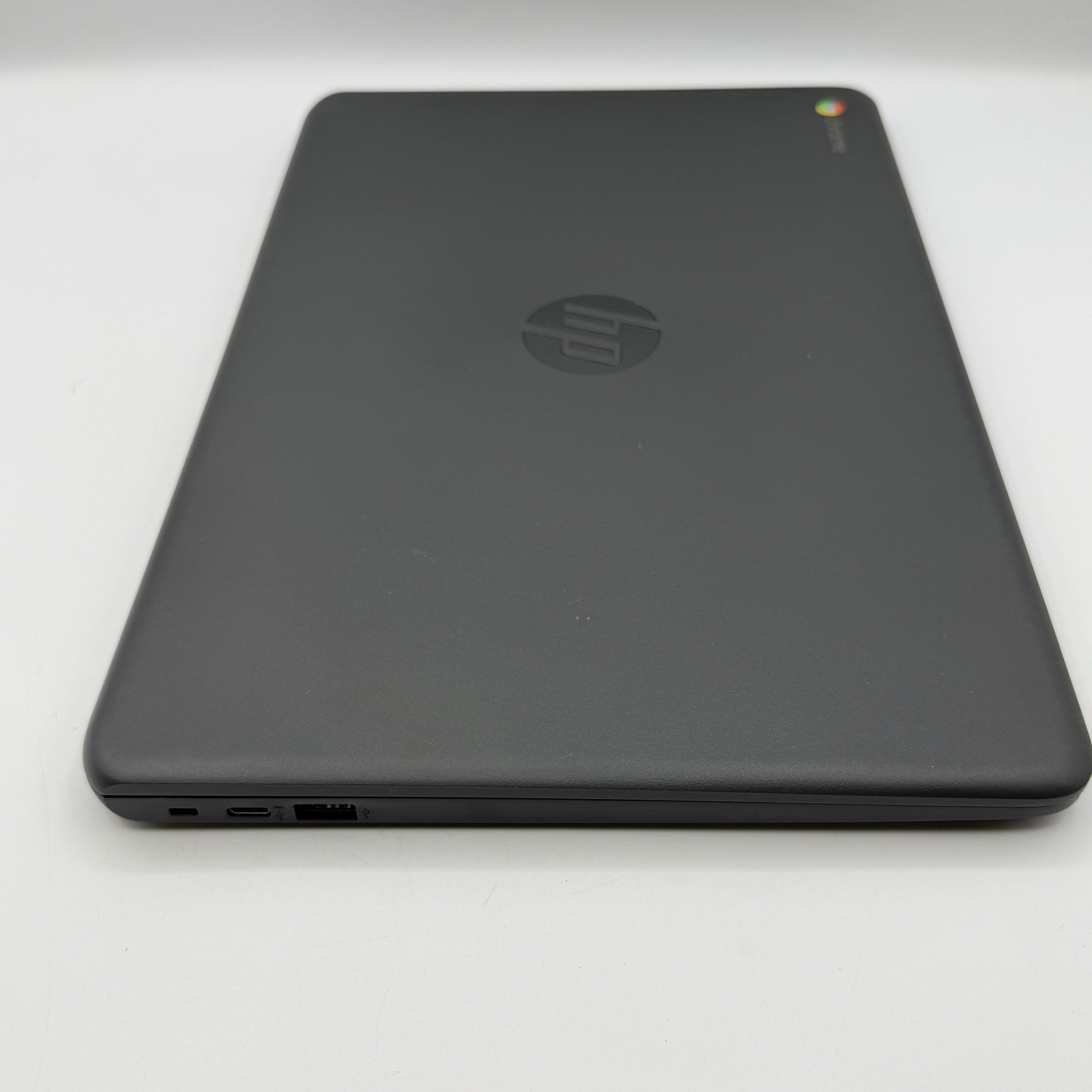 HP Chromebook 14 Laptop – QCNFA344A – w/Charger – Powerwashed – WORKS