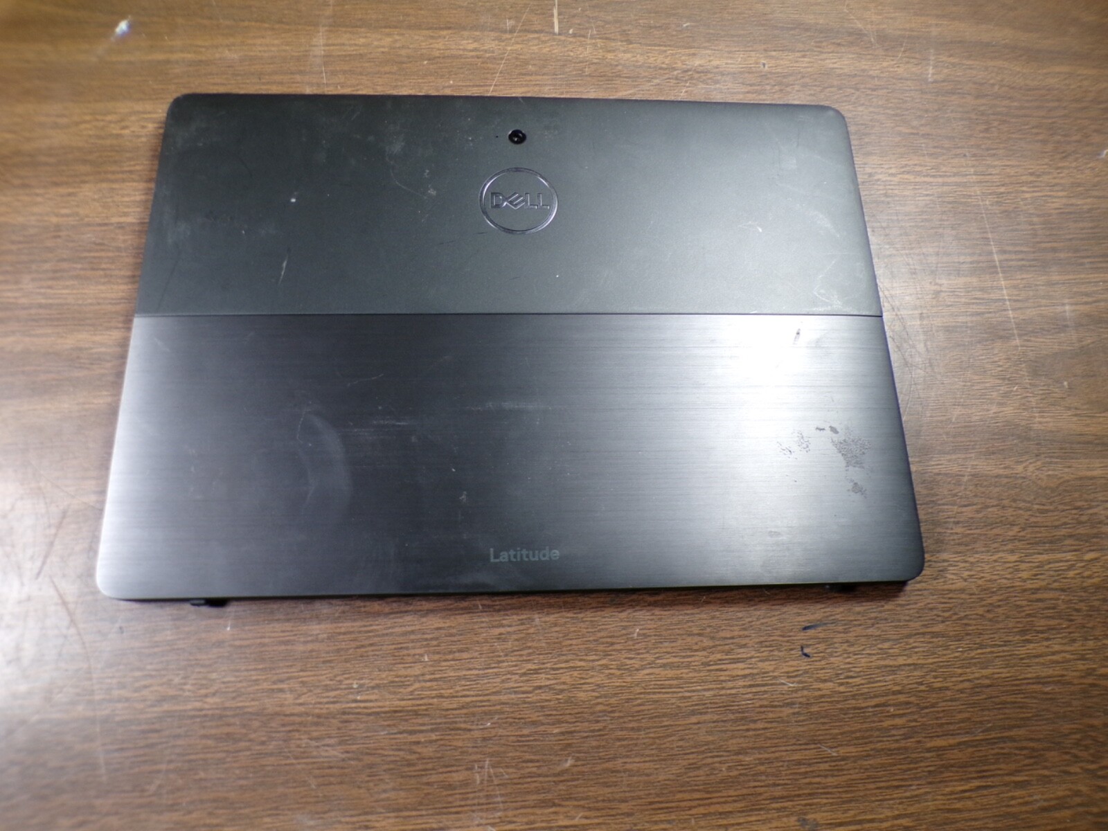 DELL LATITUDE 5290 2 IN 1 INTEL CORE I3 8TH GEN **UNTESTED/ POWER ON NO IMAGE *