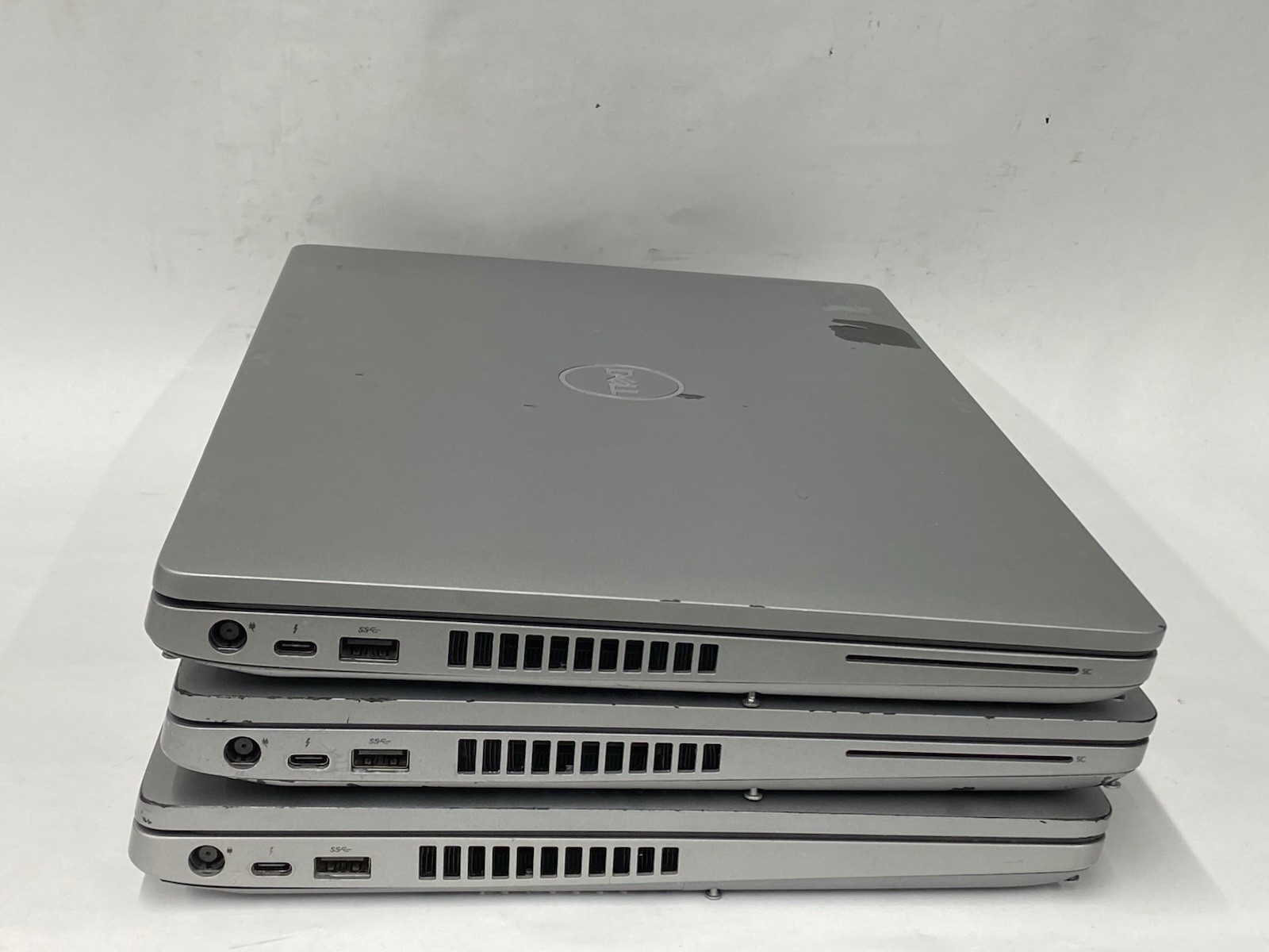 Lot of (3) Dell Precision 3551 – FHD – i7-10850H – No RAM/SSD/OS – READ
