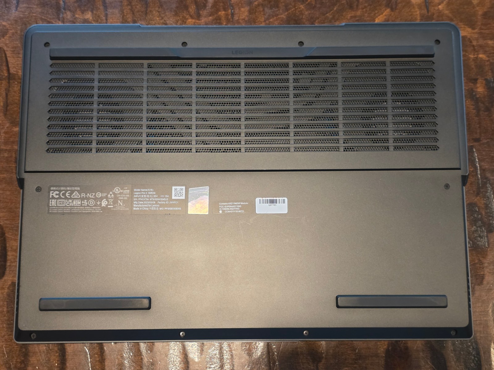 Lenovo Legion Pro 5 – 16″ QHD+ 240Hz, i7 13700HX, RTX 4070, 32GB RAM, 1TB SSD