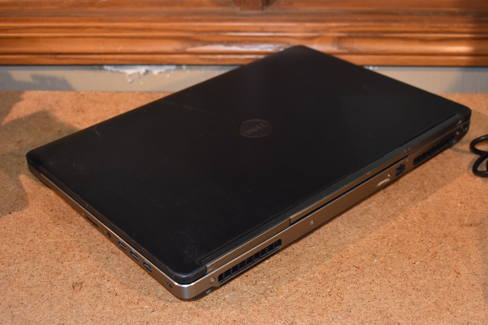 Dell Precision 7710 17″ i7-6820HQ 32GB 512GB SSD NVidia M3000M Windows 7 Pro