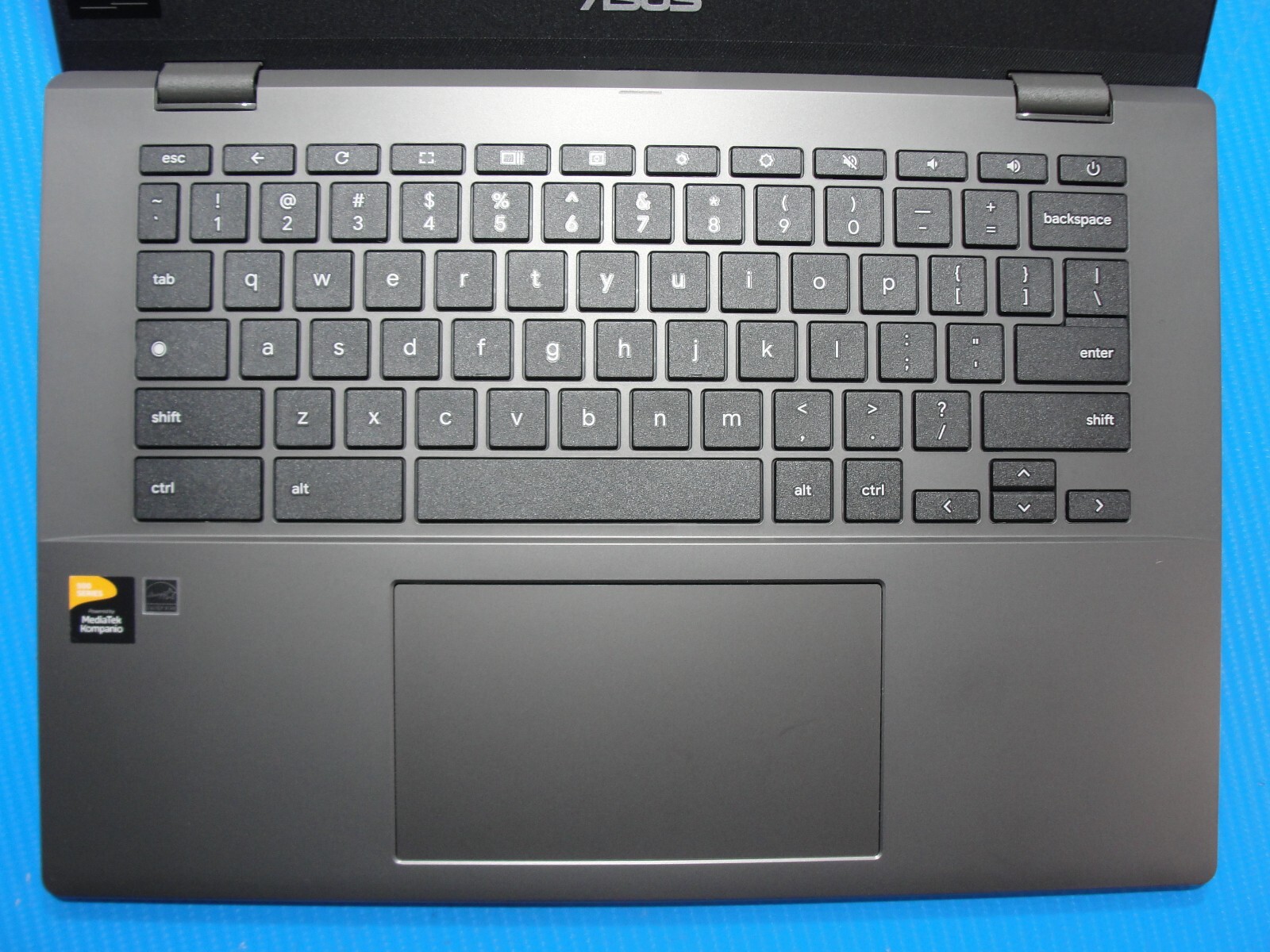 Asus Chromebook CM1402CM2A-DS44 14″ MTK 520 2GHz 4GB 64GB Charger PWR battery