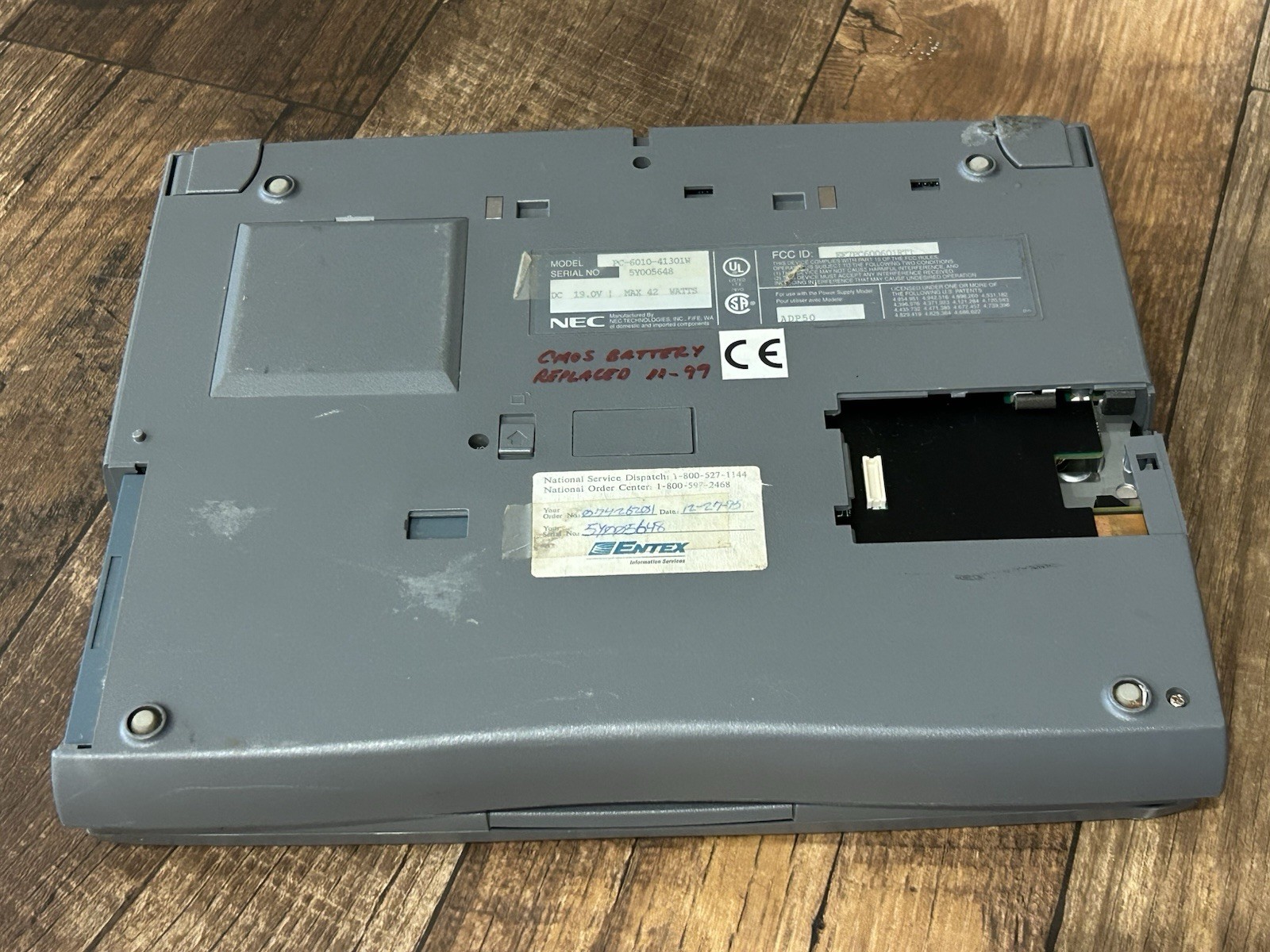 NEC Versa 2000D Laptop For Parts As Is PC-6010-41301W Not Tested Retro