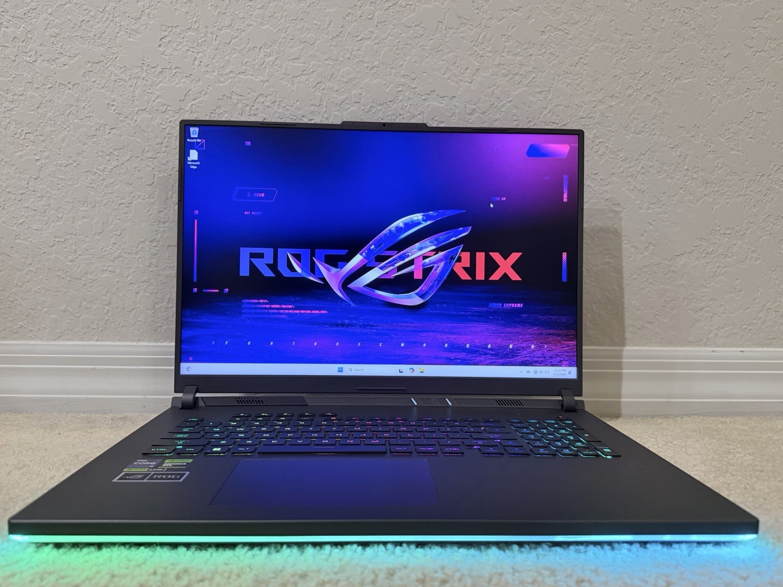 Asus ROG Strix G18 G814 240Hz QHD+ 2.2 GHz i9-13980HX 16GB 1TB SSD RTX 4080