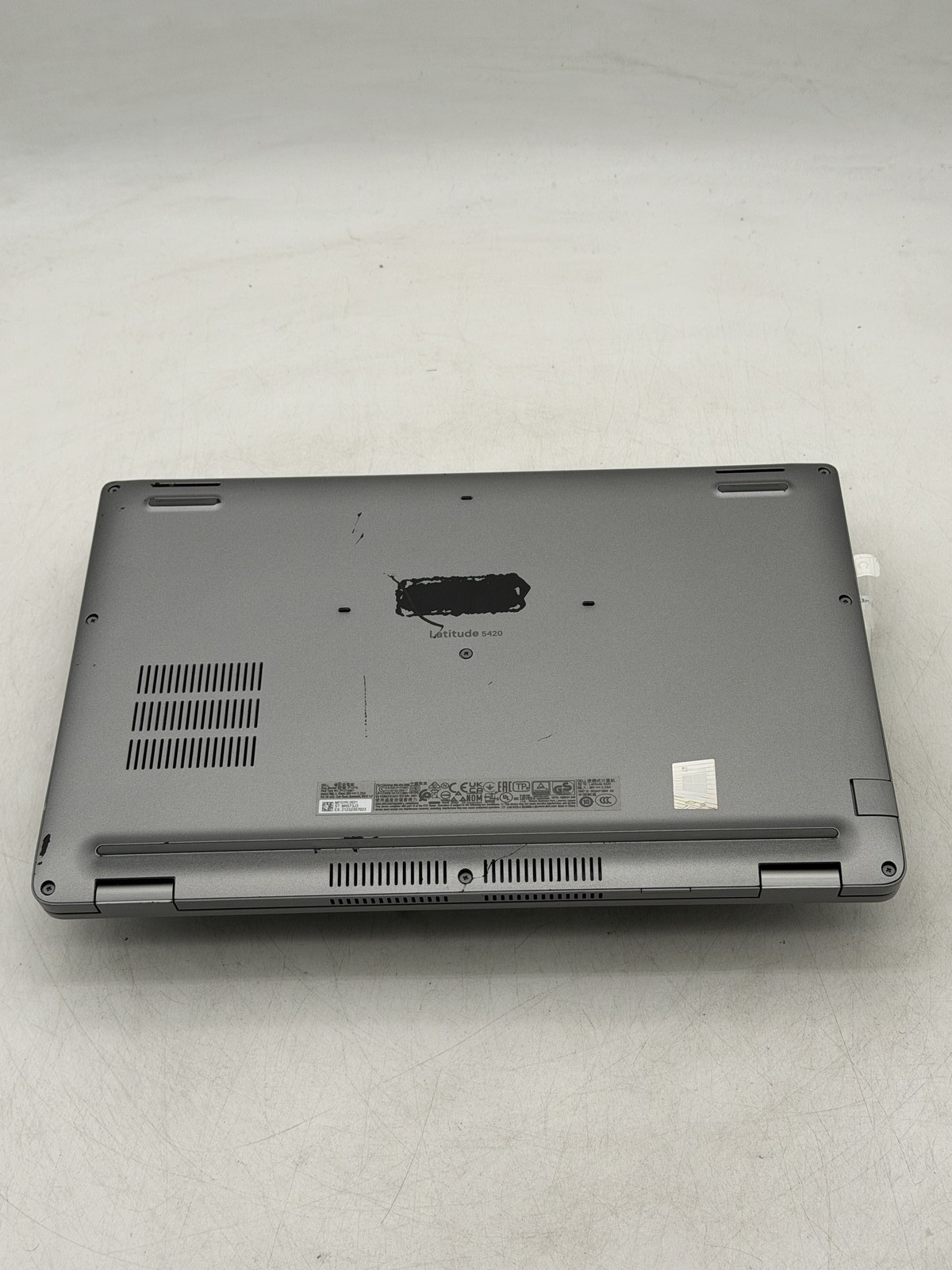 Dell Latitude (5420) 14″ i5-1135G7 8GB 128GB NO OS READ-
