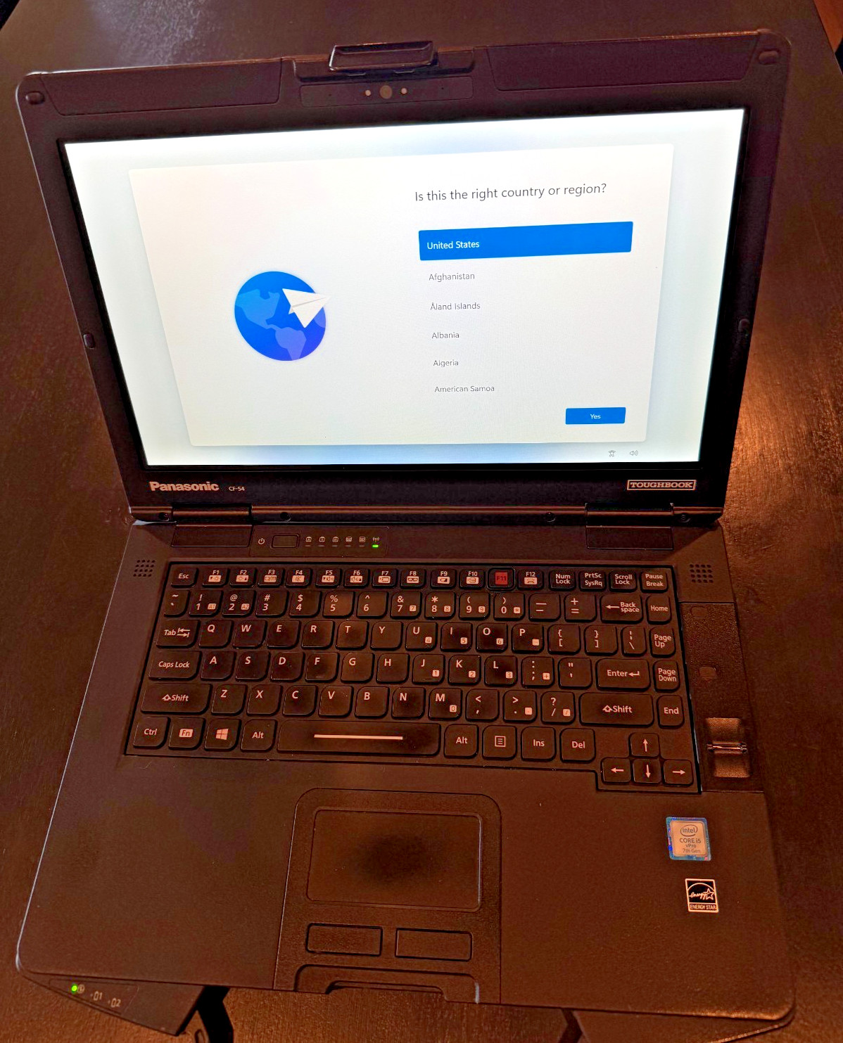 Panasonic ToughBook CF-54 MK3 Touch, i5-7300U 2.60GHz 16GB 256GB SSD Win 11 Pro