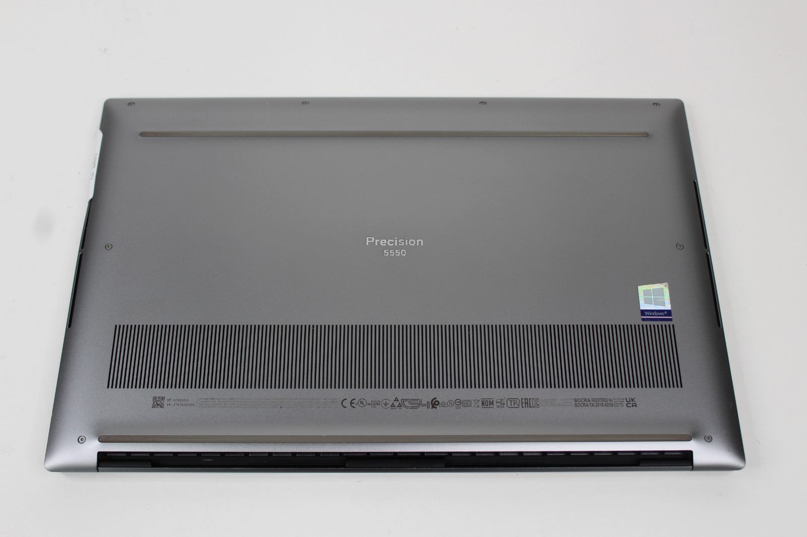 Dell Precision 5550 | i7-10850H@2.7GHz | 512GB/32GB | No OS/Charger | Quad T1000