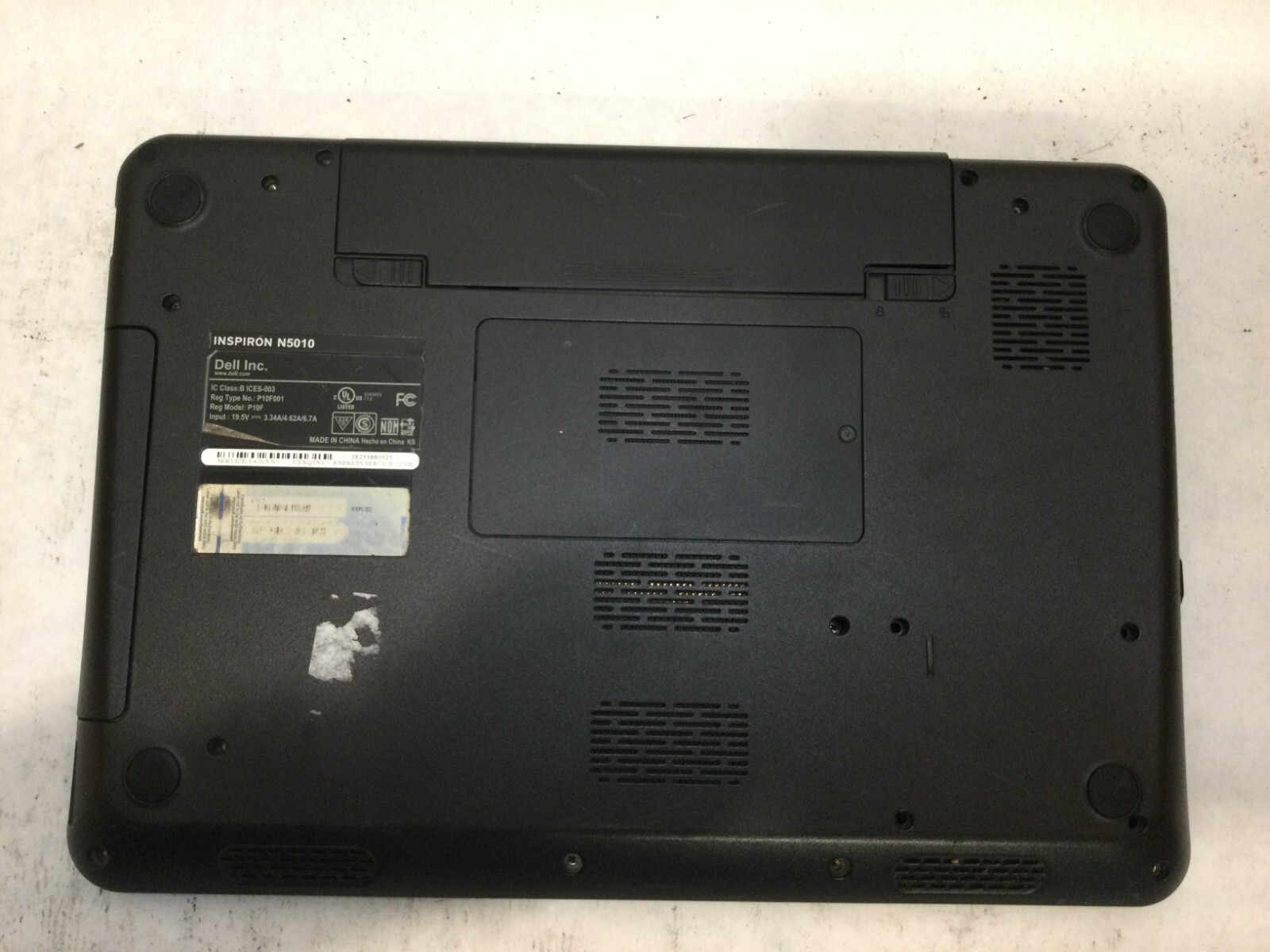 Dell Inspiron N5010 15.6” / Intel Core i3 M370 @ 2.40GHz / (MISSING PARTS!) -MR
