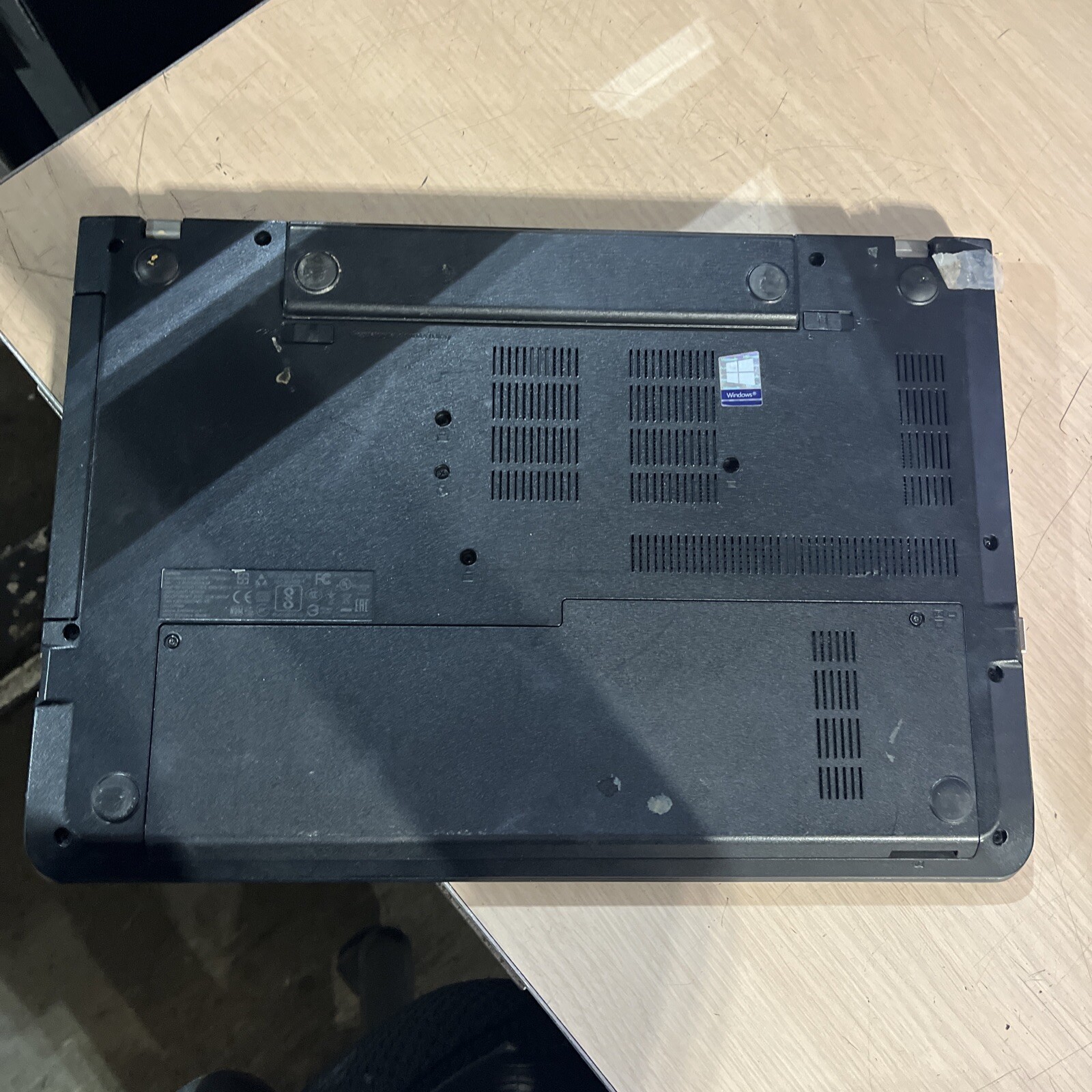 THINKPAD LENOVO E570 INTEL CORE I5-7200U 2.50GHZ 8GB RAM NO HD –