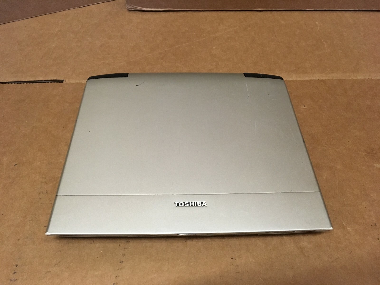 Toshiba Portege M100 PENTIUM M 1.2GHz 256MB RAM 20GB HDD WINDOWS XP WIFI DVD