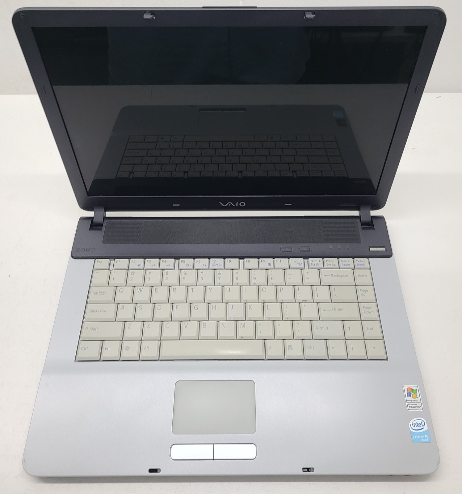Sony VAIO VGN-FS810/W Laptop Intel Celeron M NO RAM/HD/OS/POWER (FL)