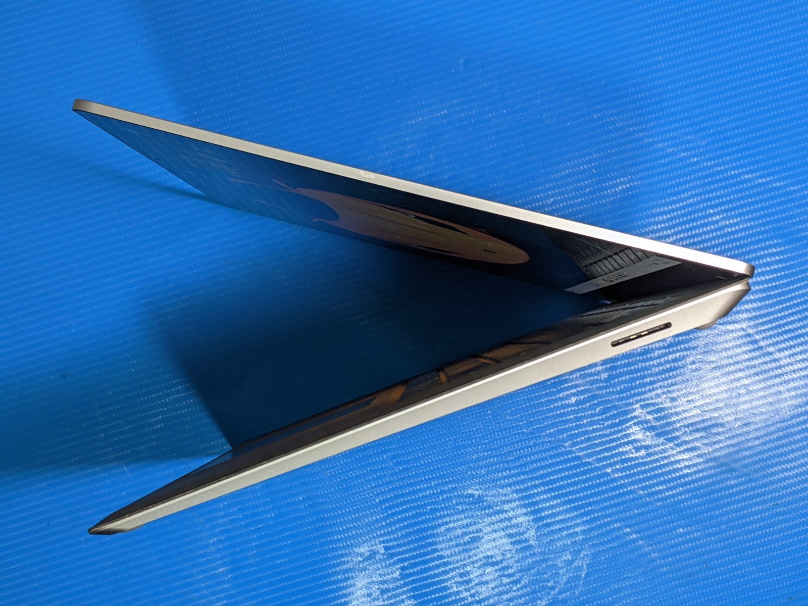 MS Surface Laptop 4 1950:1951 13.5″ 2256×1504 TOUCH i5-11th 2.6GHz 8GB 256GB +PA