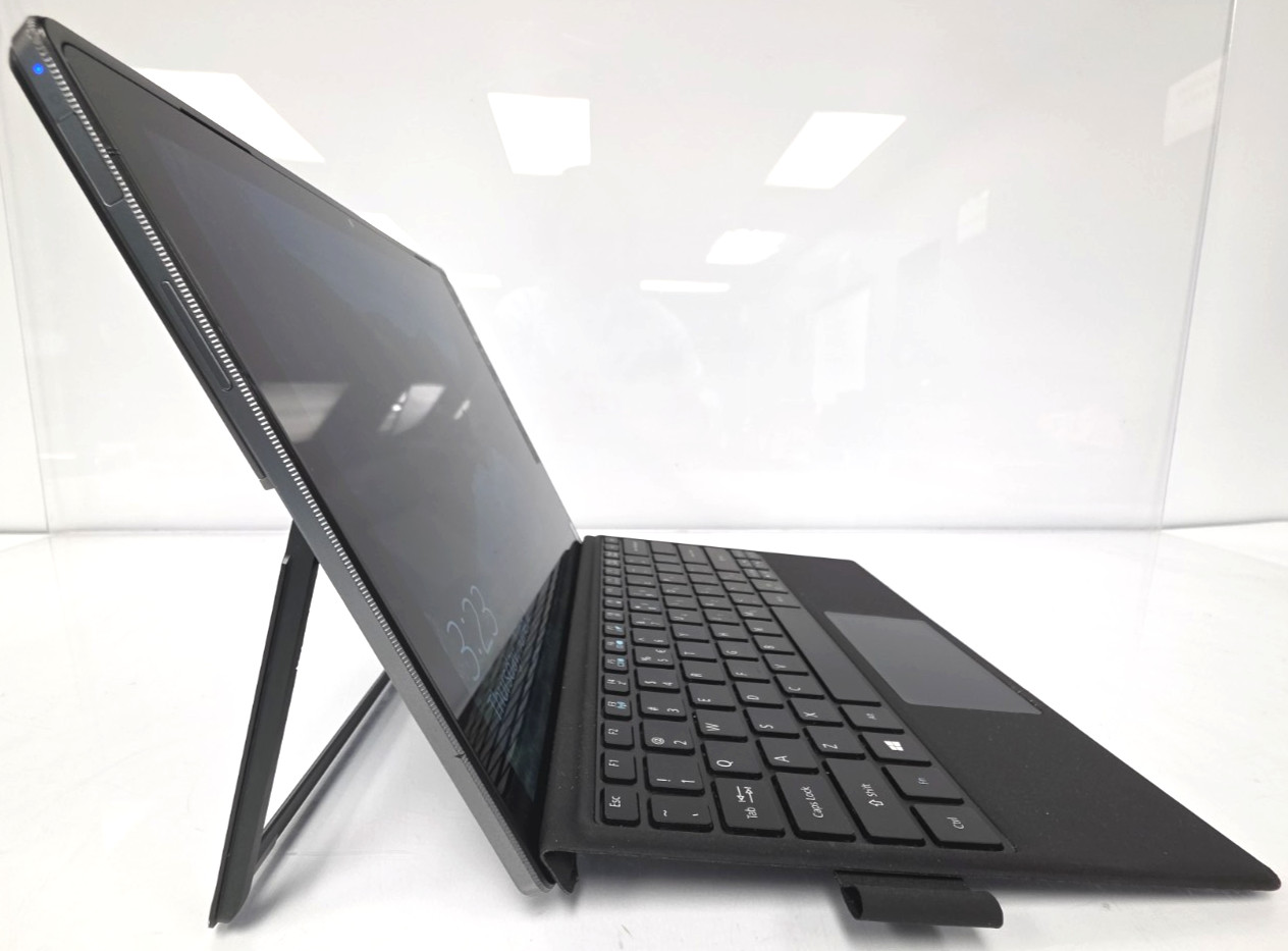 Acer Switch 5| Intel Core i3-7130U| 4GB RAM| 128GB SSD| Win 10 Pro| Keyboard