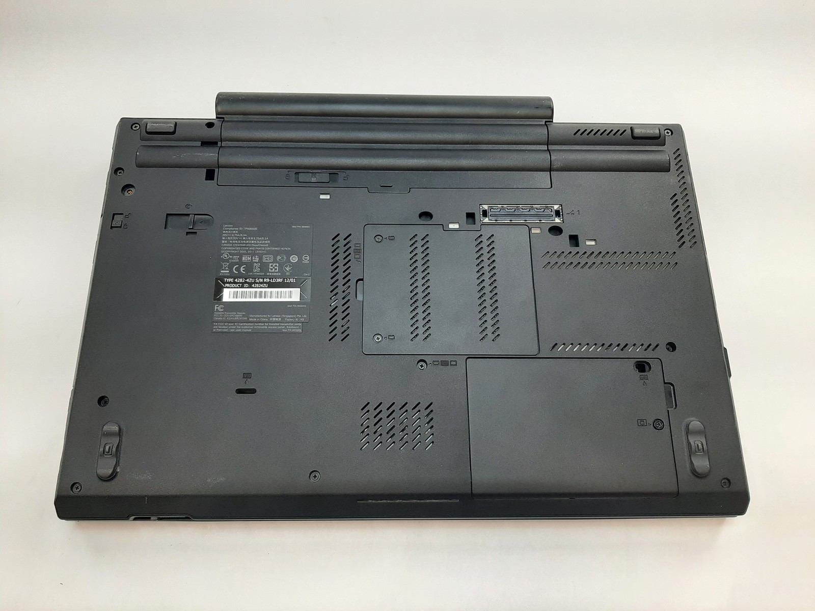 Lenovo ThinkPad W520, i7-2760QM, 2.40GHz, 16GB RAM, 250GB SSD, 2000M No AC C4*16