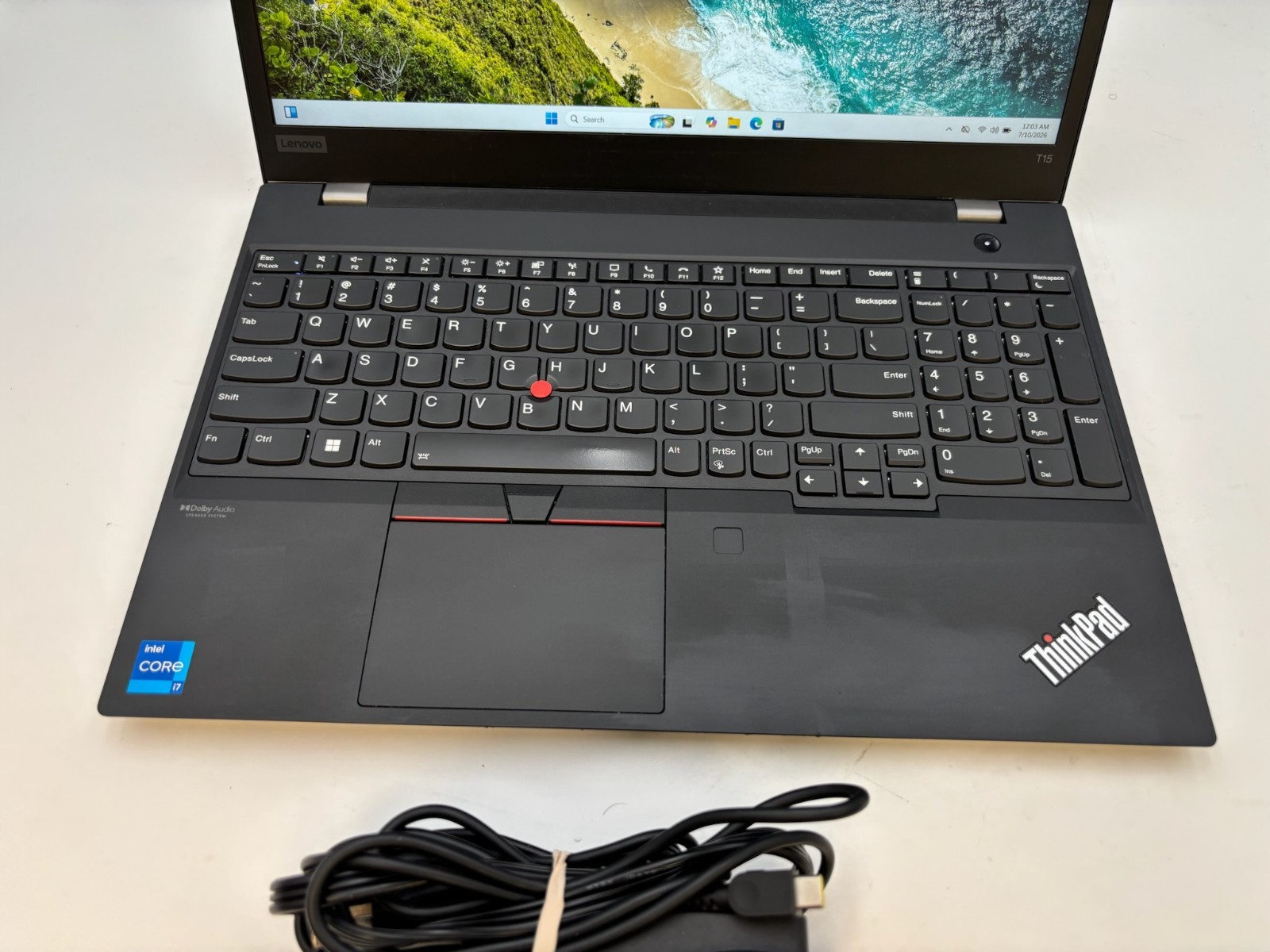 Lenovo T15 Gen 2 15.6″ 512 GB SSD 16 GB RAM i7-1165G7 Windows 11 Pro