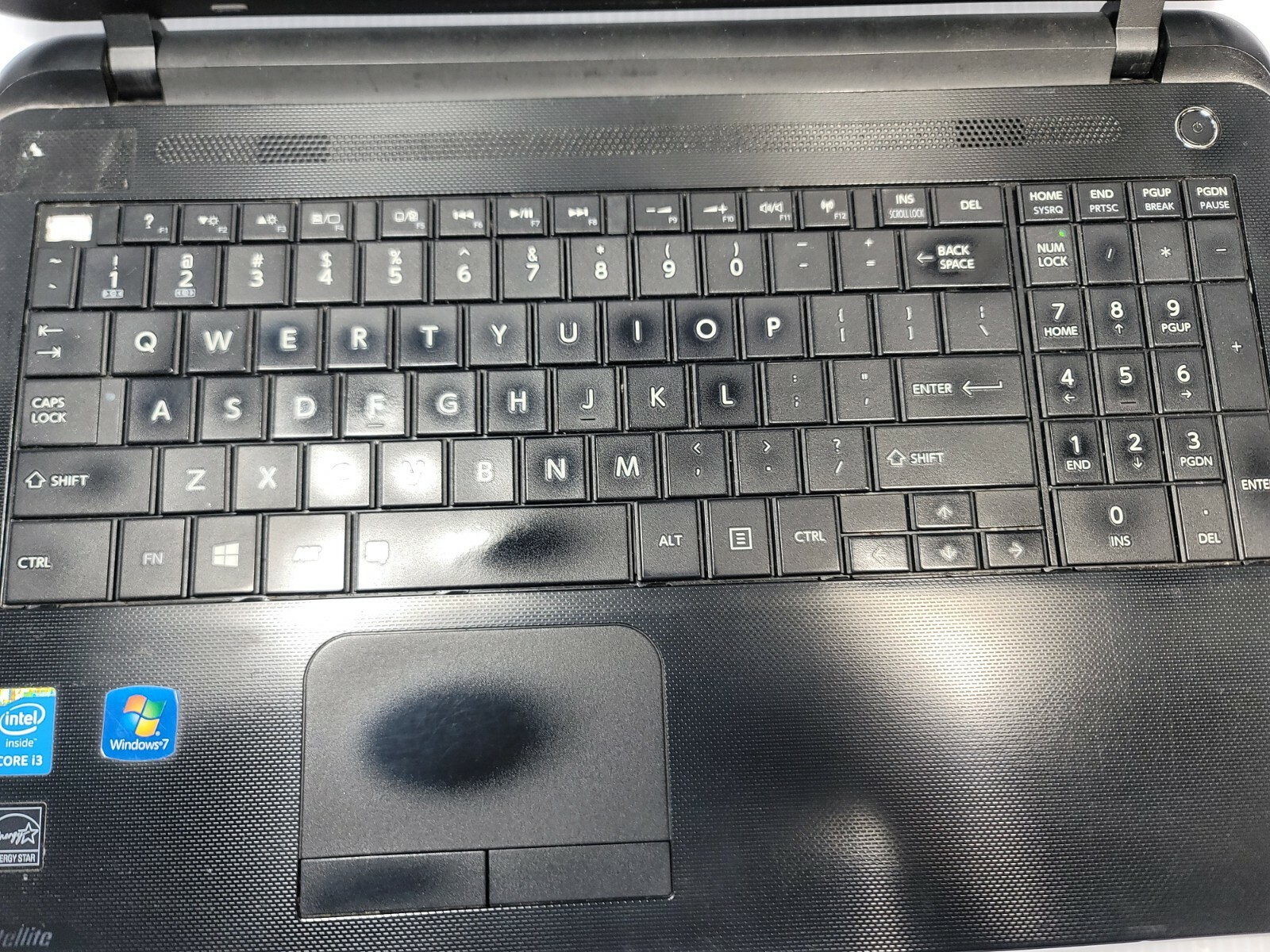 TOSHIBA Satellite 15.6″ C55-B5392 Laptop Intel Core i3-4005U 1.7GHz READ #M1