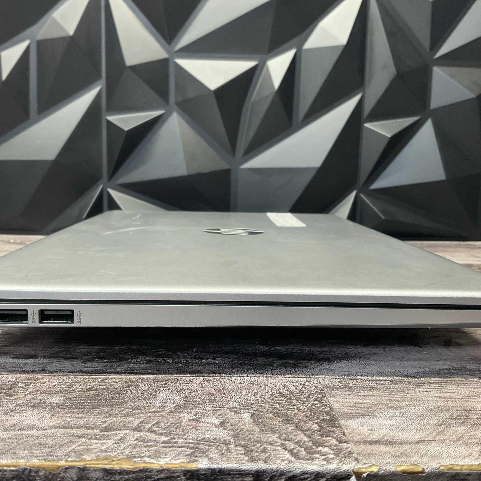 HP Laptop 15 / i5 10th Gen / BIOS Unlocked / No RAM / No SSD / M20