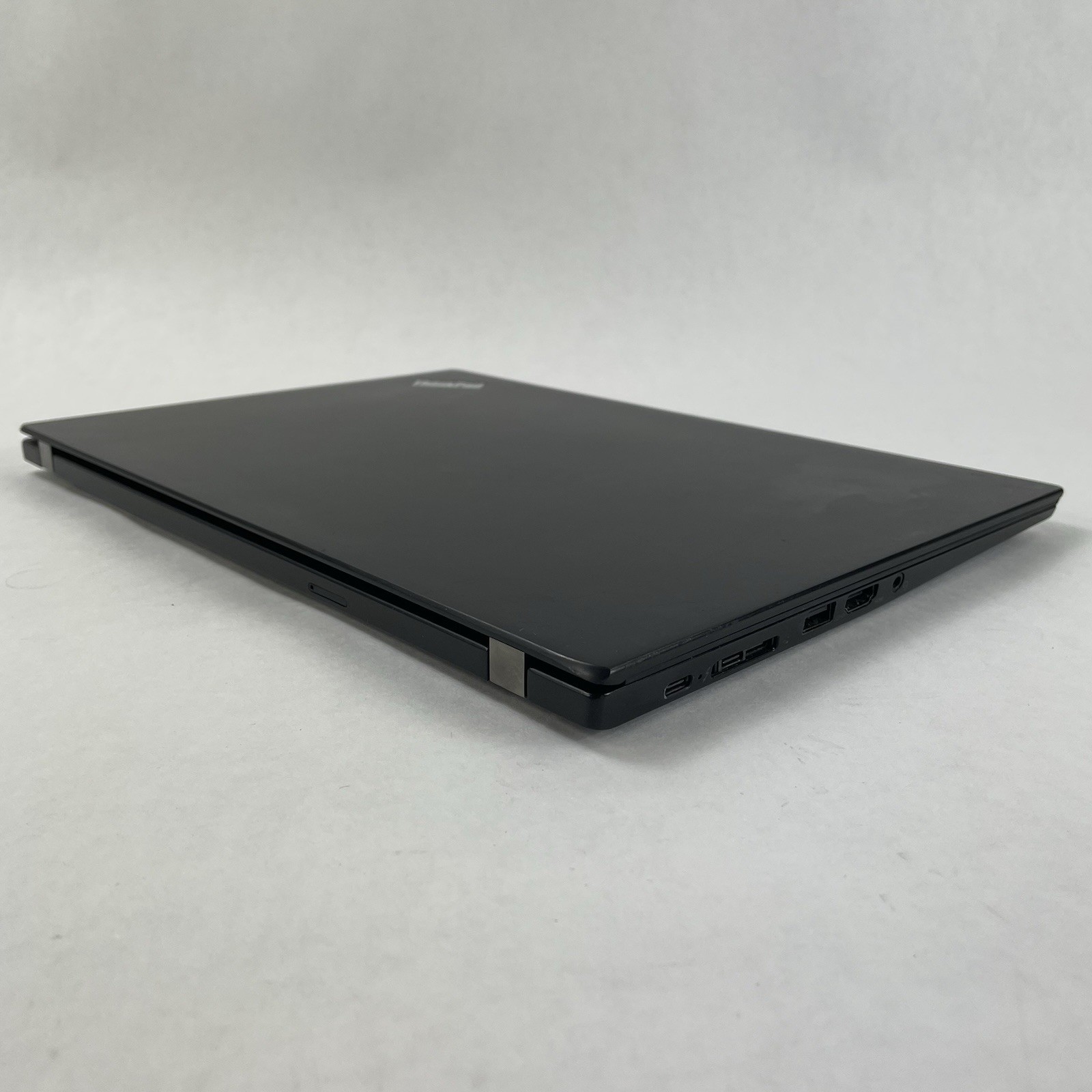 Lenovo ThinkPad T490s 14″ i5-8365U 1.60 GHz 8 GB RAM No SSD/OS/AC