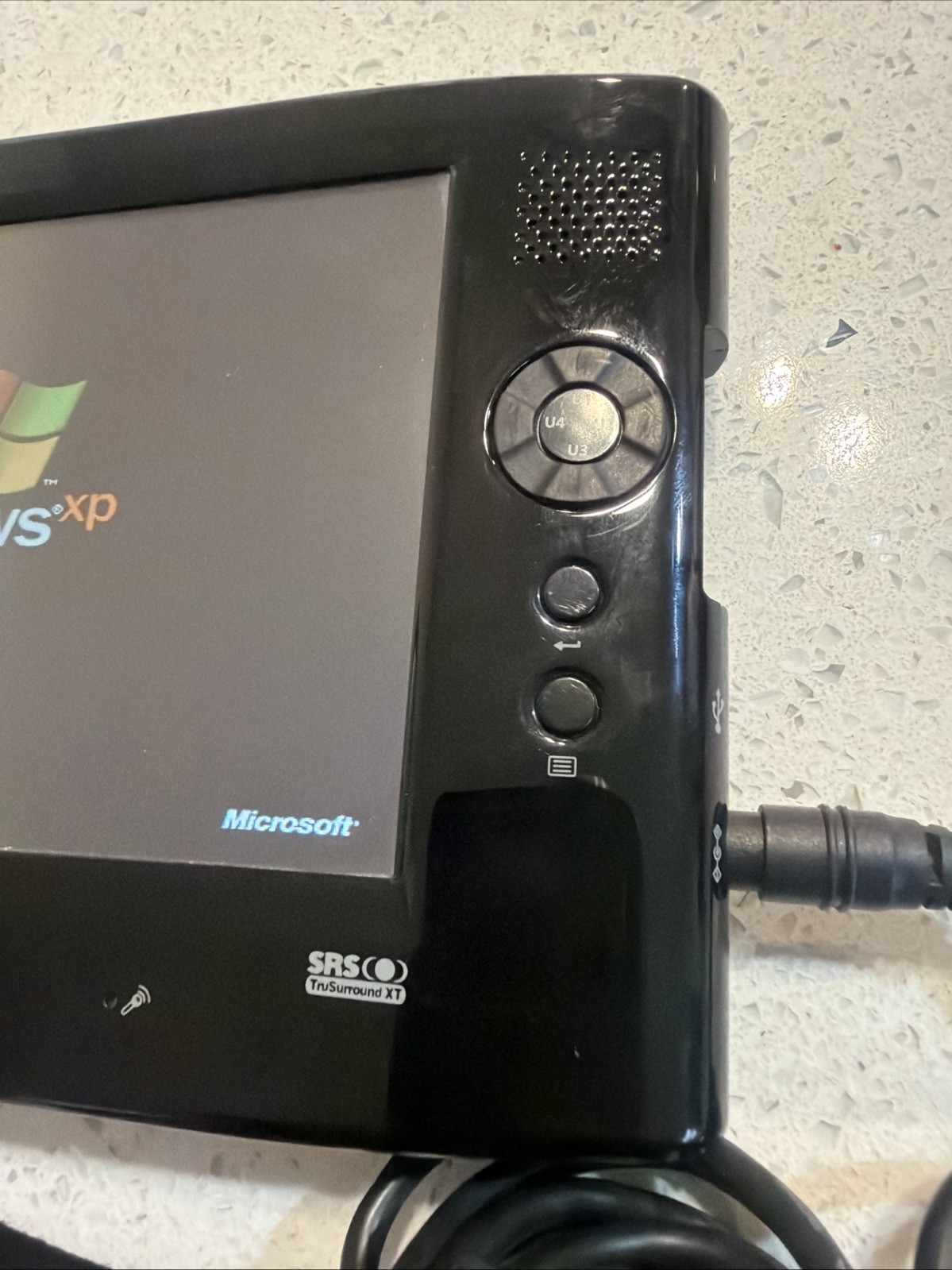Samsung Q1 Handheld PC ( Model NP-Q1-V004/SEA ) WINDOWS XP Locked ** SUPER RARE