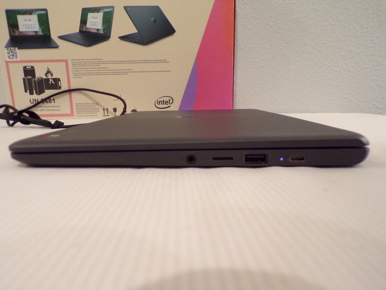 HP 14-ca023nr 14 inch 32GB, Intel Celeron 3350 Dual, 1.10GHz, 4GB Chromebook