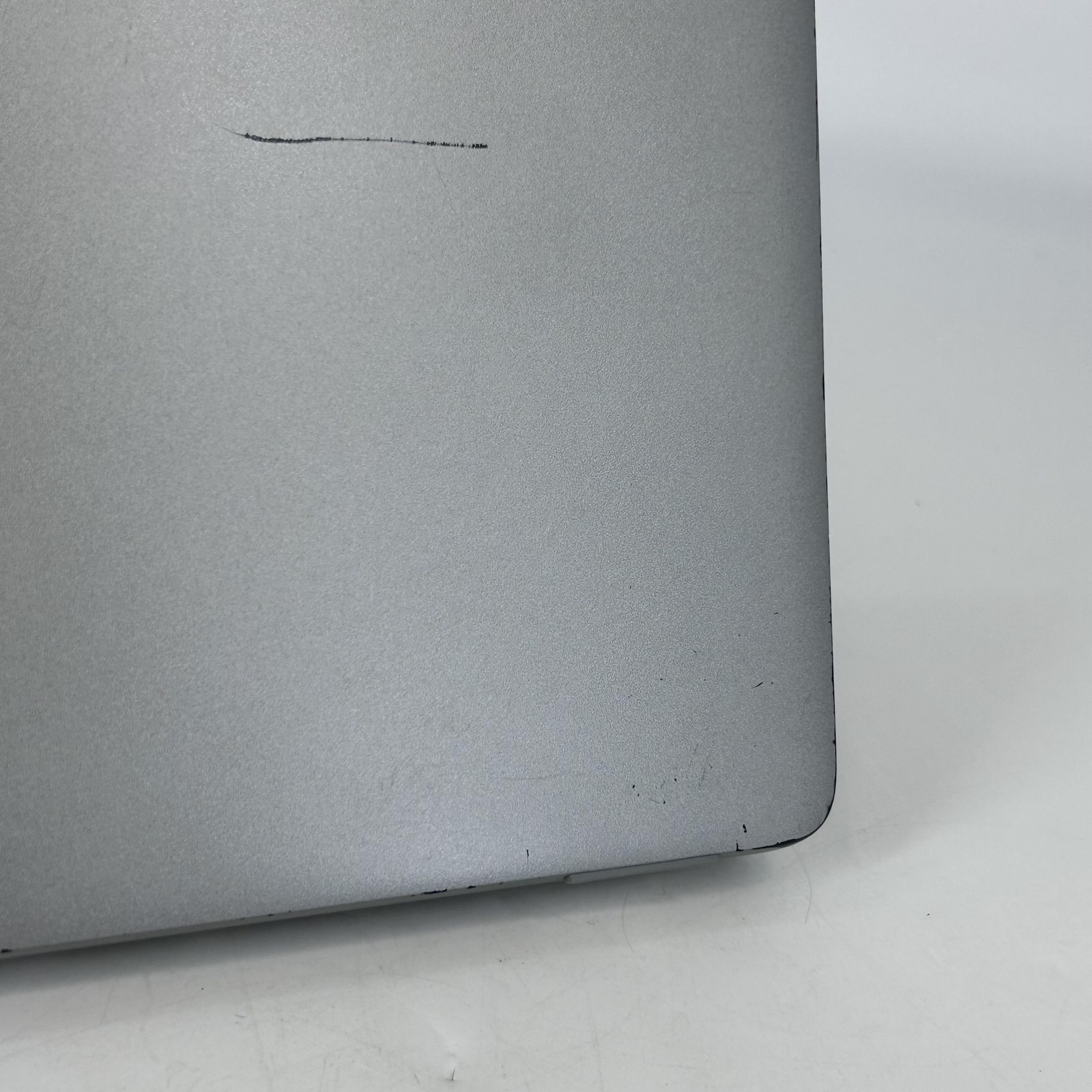 Dell Latitude 5440 14 Gray FHD 1.8 GHz i7-1365U 16GB 512GB SSD Good WHITE SPOTS
