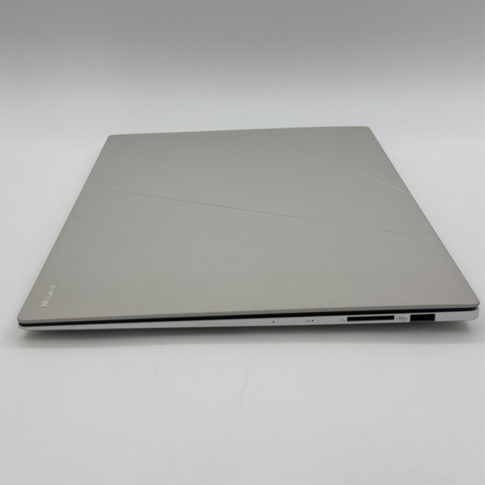 ASUS Zenbook S 16″ 3K OLED AMD Ryzen AI 9 365 24GB 1TB SSD Scandinavian White