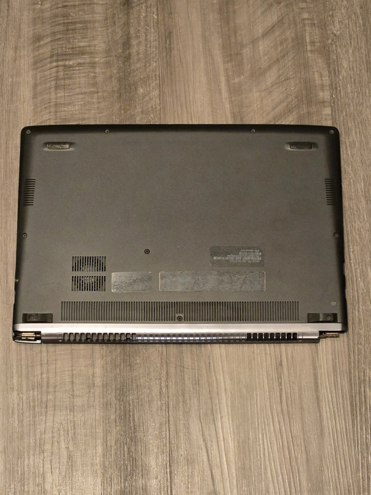 Acer Swift 5 14″ 7th Gen i7-7500U 8GB LPDDR3 256GB SSD SF514-51-706K ***READ***