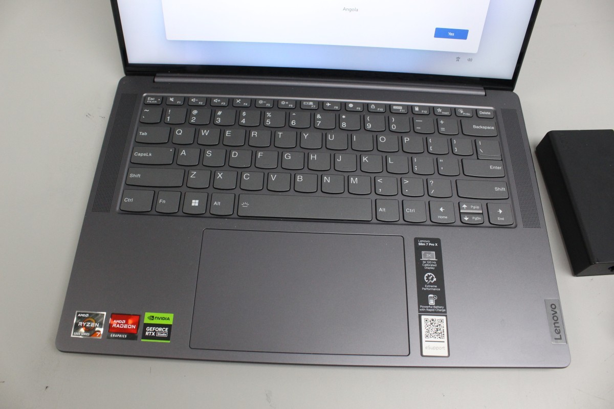 Lenovo Slim 7 ProX 14ARH7 (1TB, Ryzen 7 6800HS, 3.2GHz, 16GB) Laptop (C32042626)