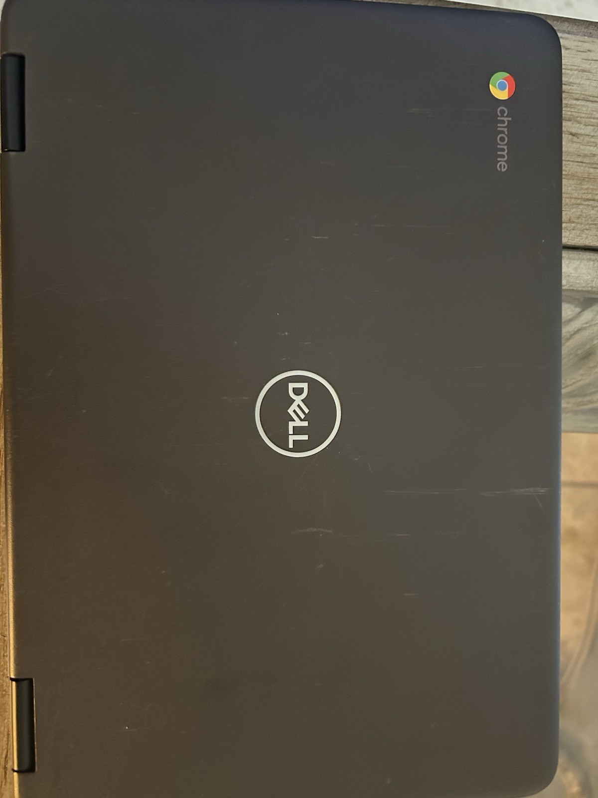 Dell Chromebook 3100 2-in-1 Touchscreen 4GB RAM, 32GB SSD with Charger