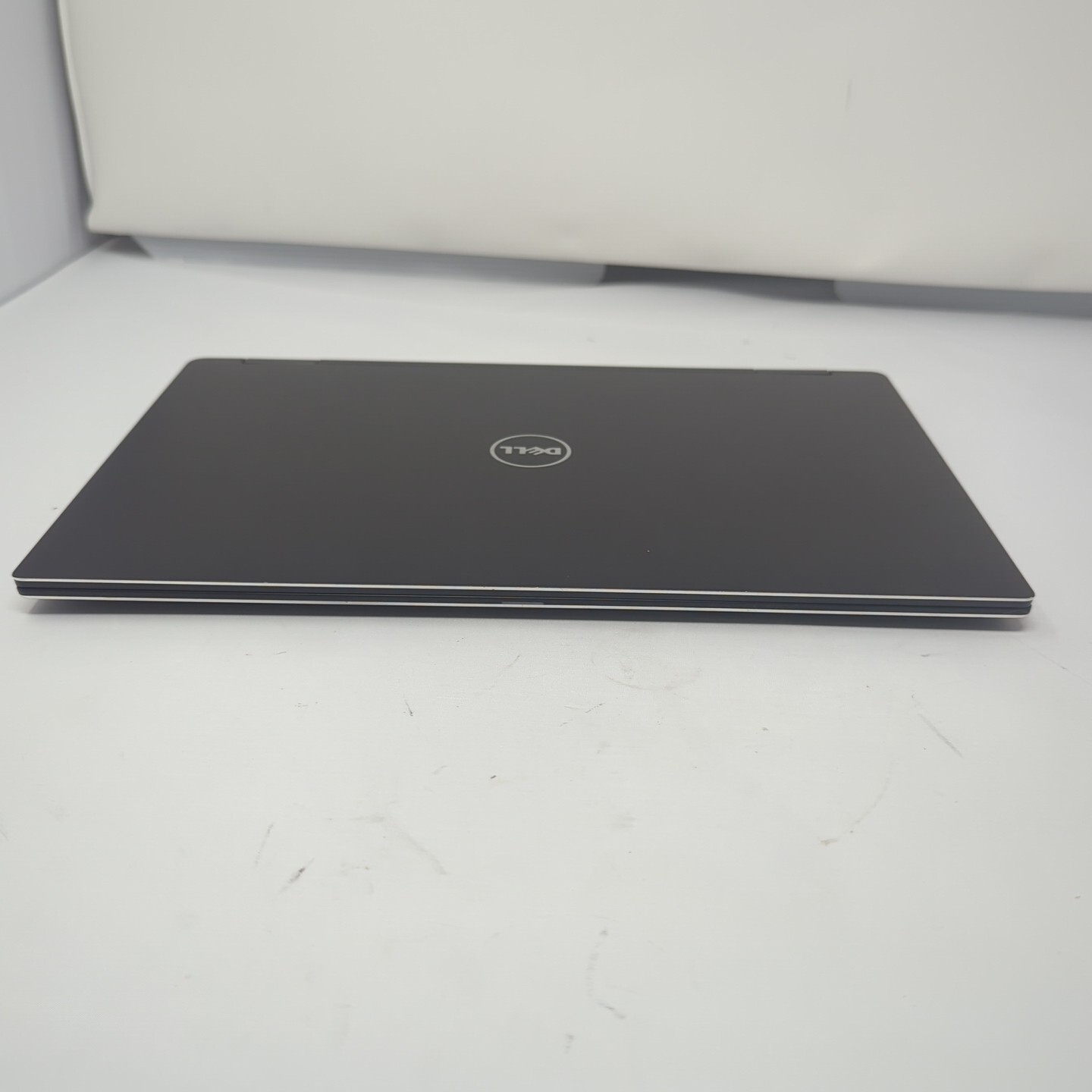 Dell XPS 13 9365 i5-7Y54 256GB NVMe 13″ Touch 2 in 1 8GB RAM Business Laptop