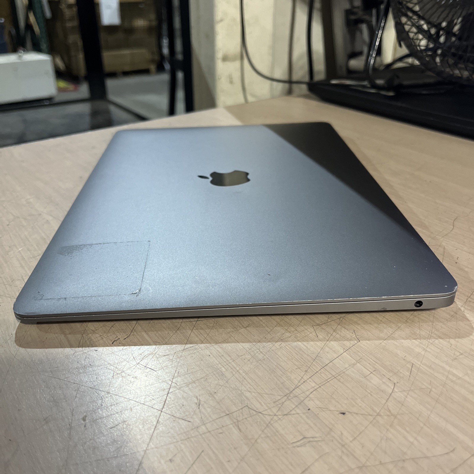 APPLE MACBOOK AIR 13″ SCISSOR, 2020 CORE I3-1000NG4 1.1GHZ 8GB RAM 256SSD ,
