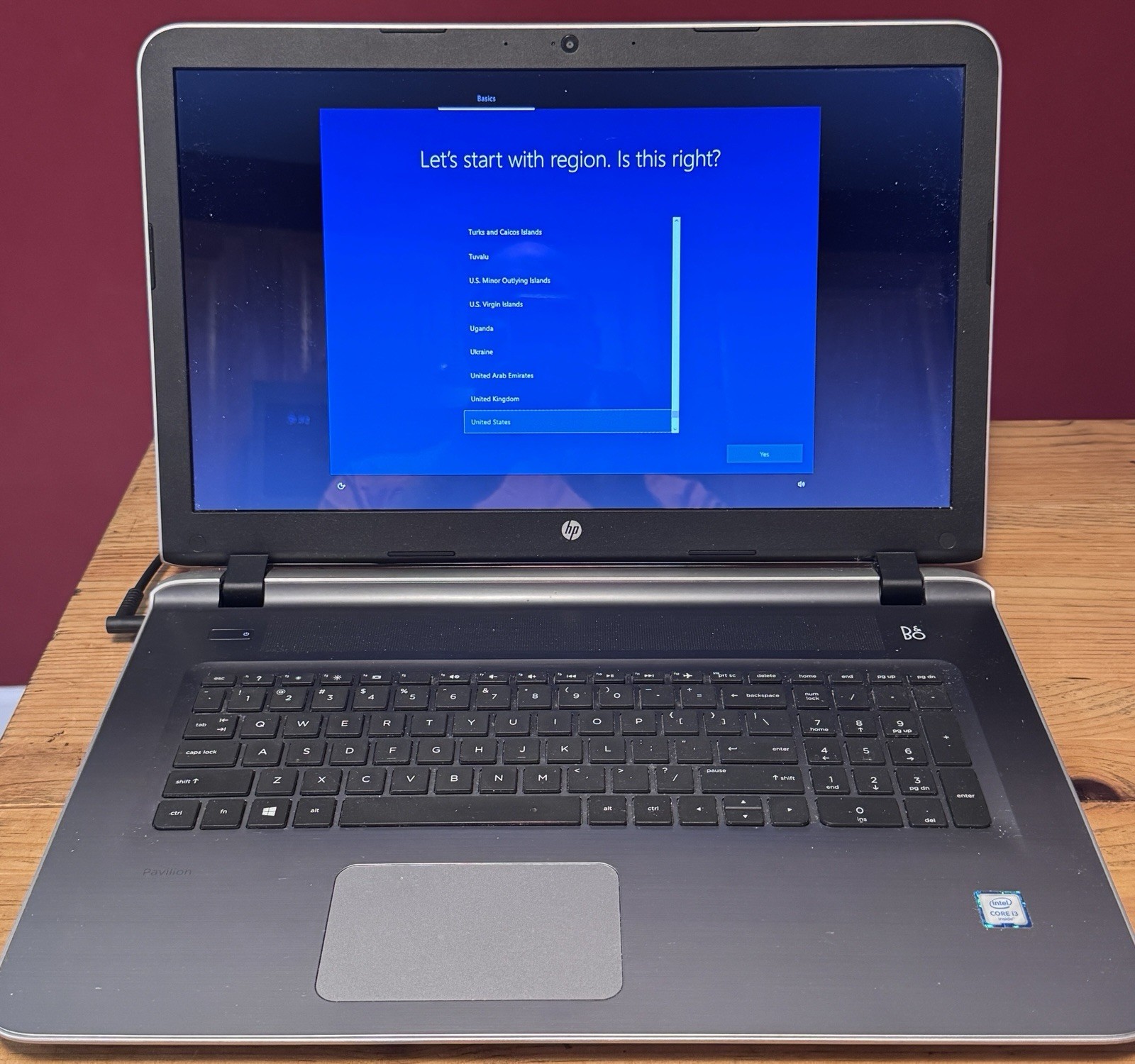 HP Pavilion 17t-g100 Core i3 17.3″ Windows 10 Laptop 1000 GB ATA HD 6GB RAM 6lb