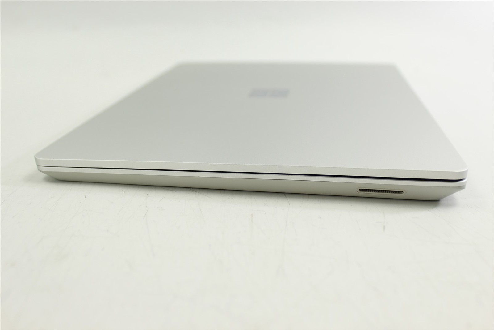 Microsoft Surface Laptop Go 2 2013 12.4″ i5-1135G7 256GB SSD 16GB RAM W11H