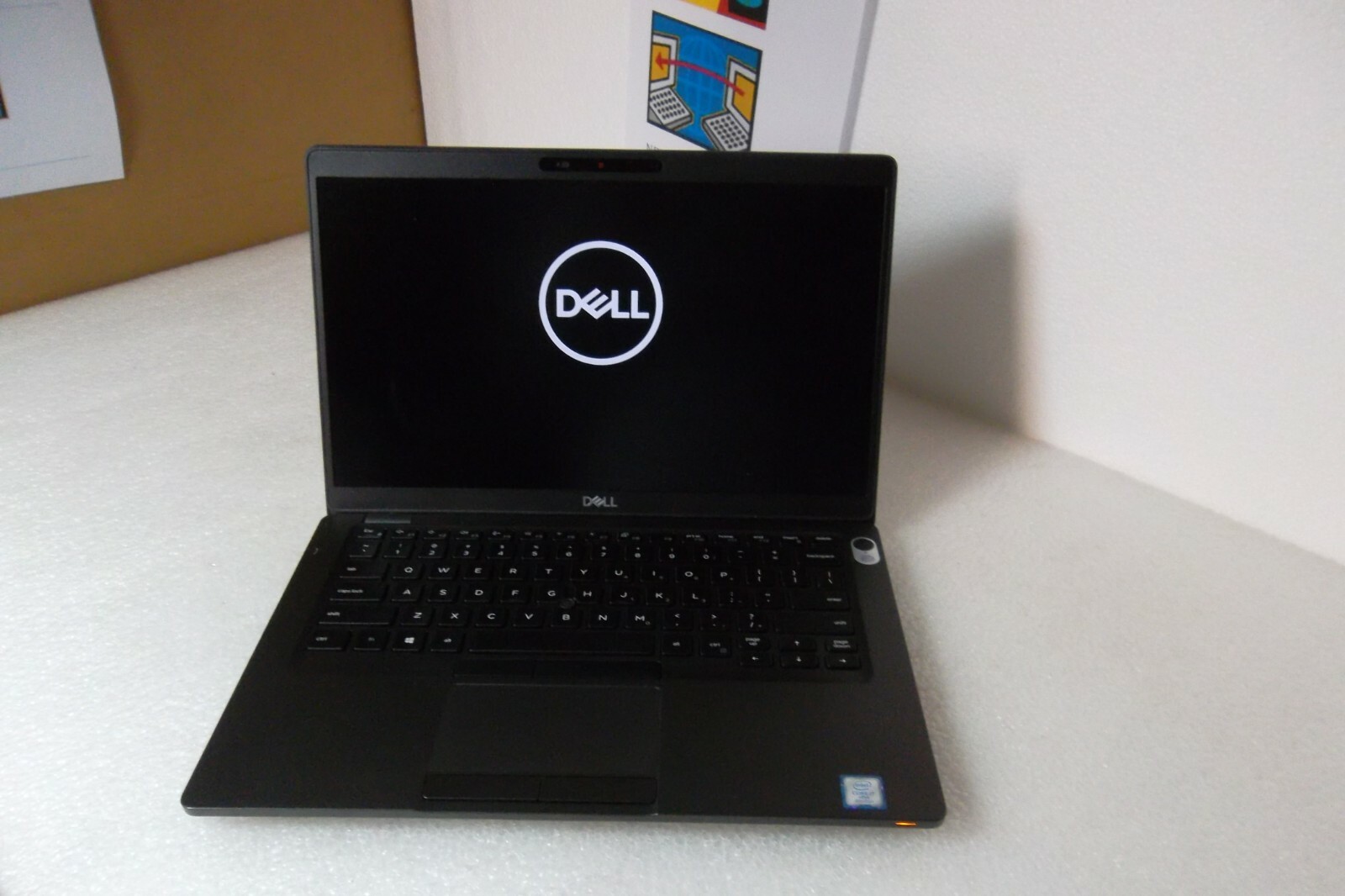 Dell Latitude 5400 Intel i7-8665U 16GB 8th Wi-Fi 512GB Webcam 1080p Touchscreen