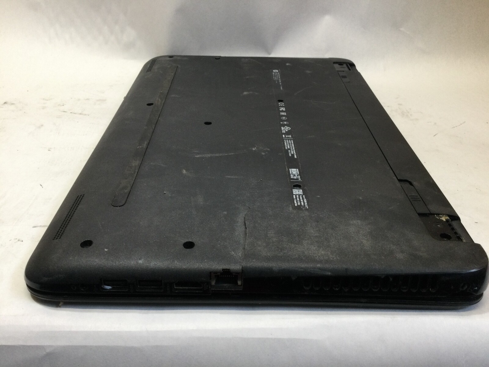 HP NOTEBOOK 15 BA079DX – AMD A10 – 4GB RAM – FOR PARTS – NO POWER- READ DESC -BB