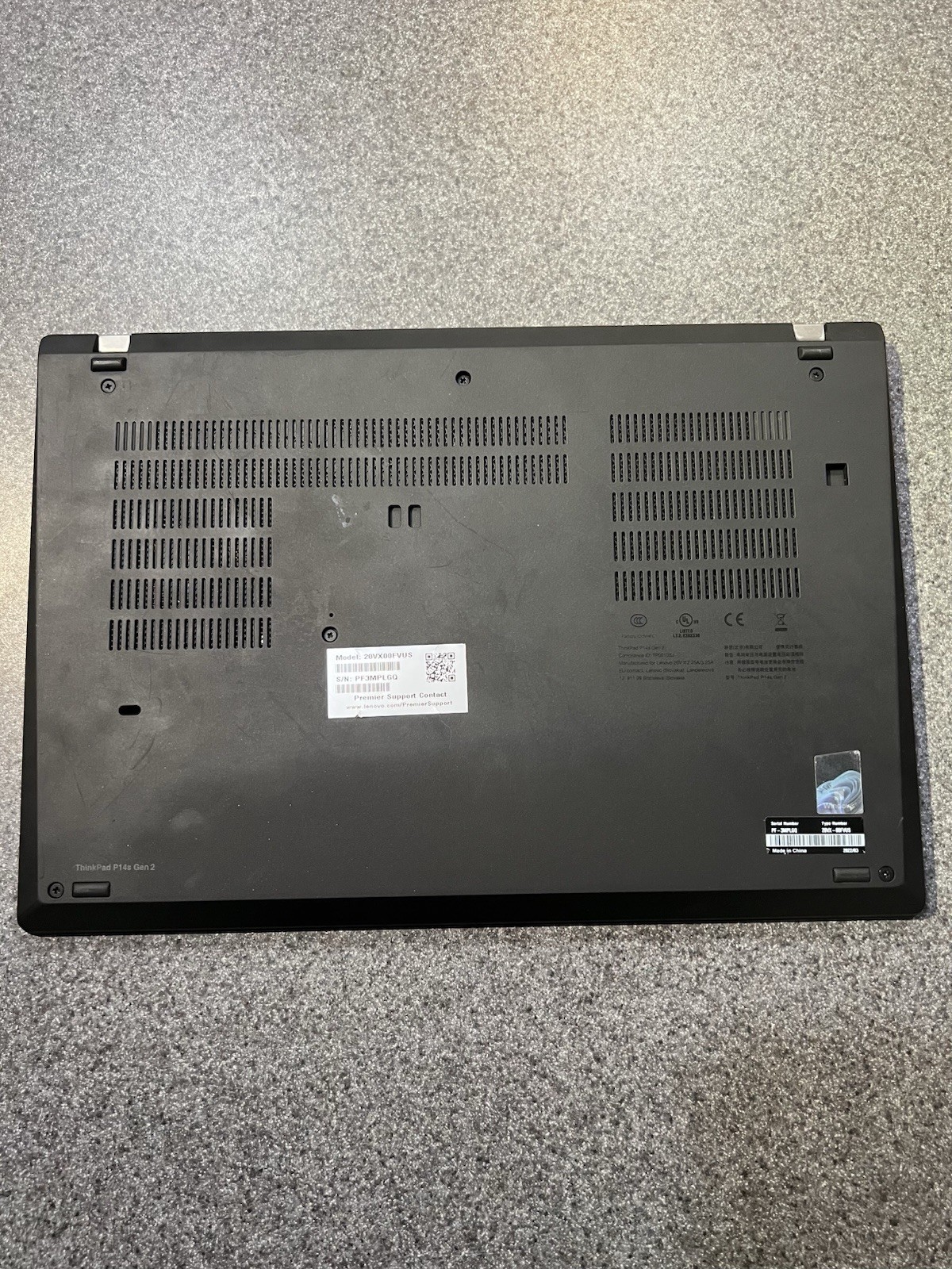 Lenovo ThinkPad P14s Gen 2 14″ FHD i7-1165G7 16GB RAM 477GBSSD NVIDIA T500 Win10