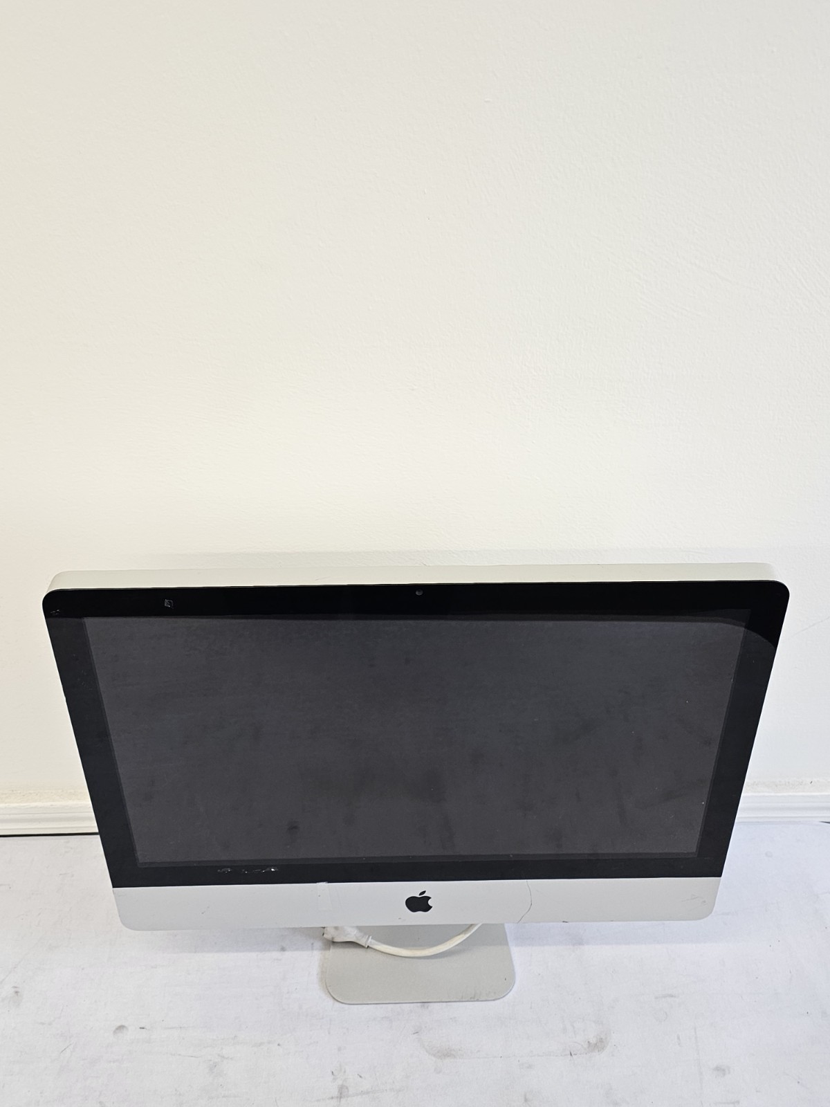 Apple iMac A1311 All-In-One Intel i5-2400S – 4GB RAM – 500GB HDD – OSX Lion READ