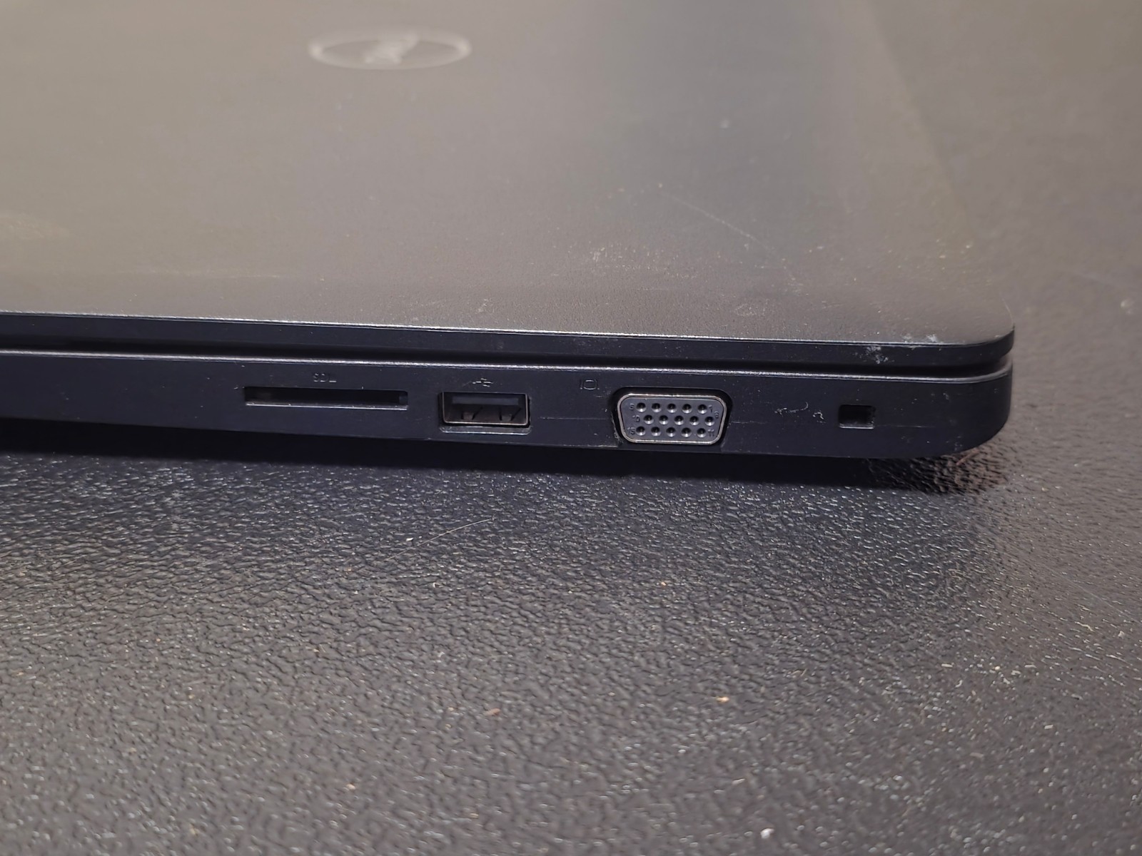 15″ Dell Latitude 3580 – i5-7200U, 8GB, 512GB SSD | Windows 11 Pro!!