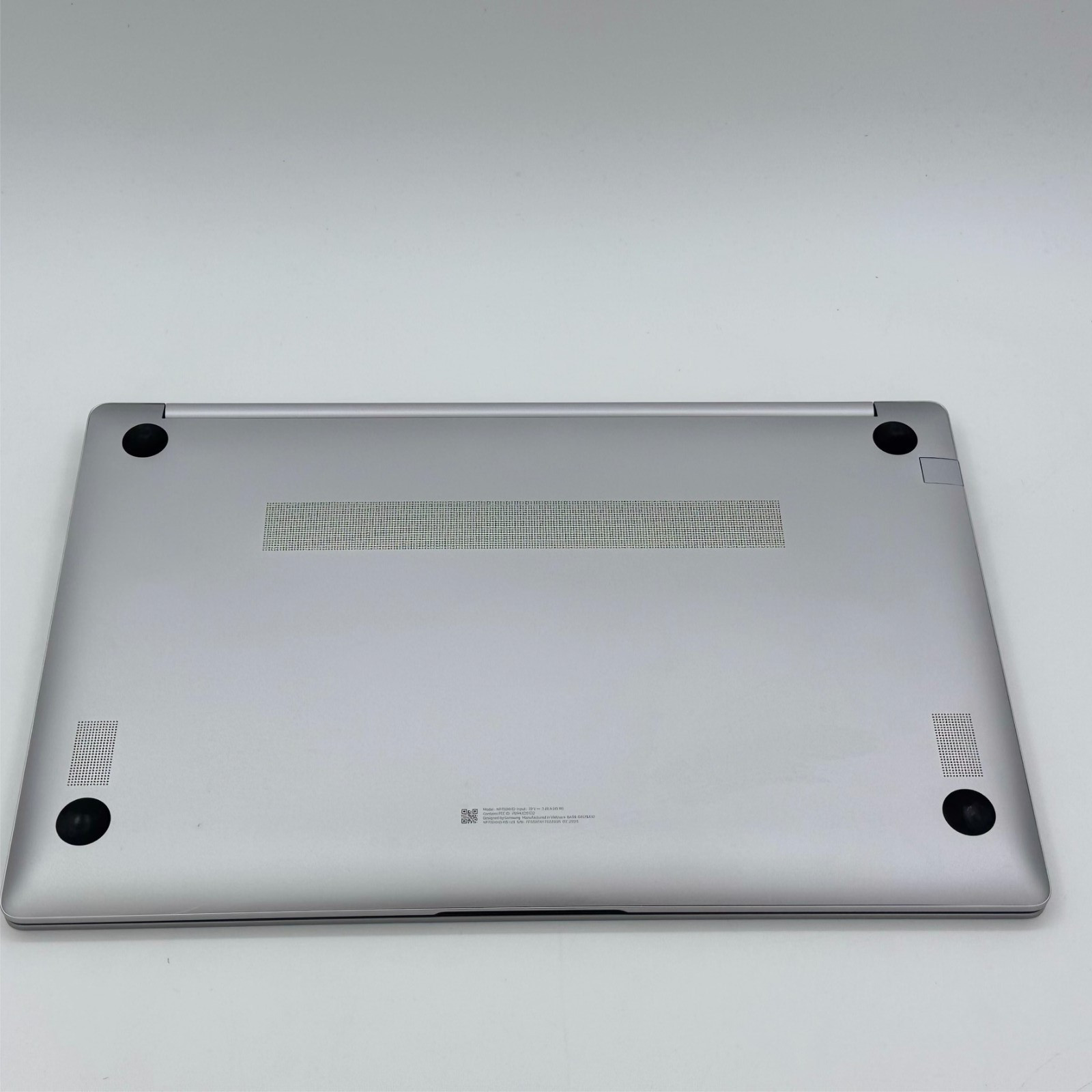 Samsung Galaxy Book5 15.6″ FHD Intel Core Ultra 7 255U 16GB 512GB SSD Laptop