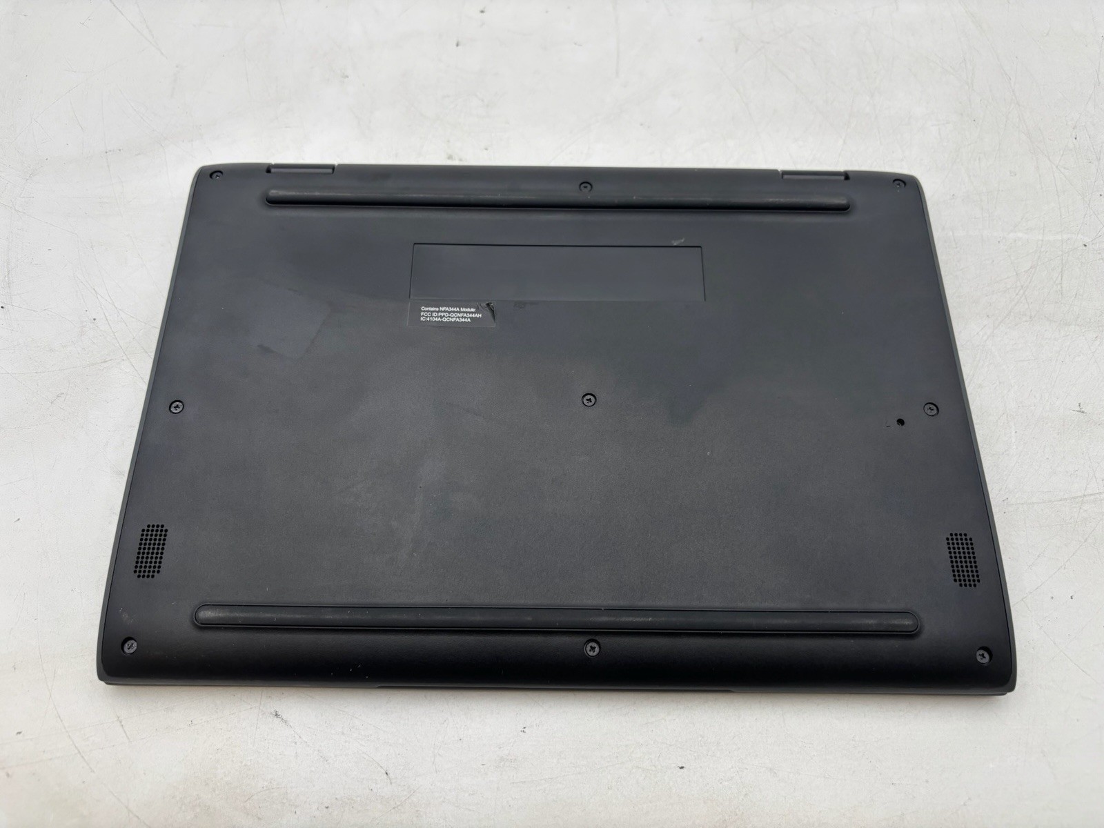 Lenovo ChromeBook 300E Gen 2 11.6″ HD Touch AMD A4-9120C 1.6GHz 4GB 32GB eMMC