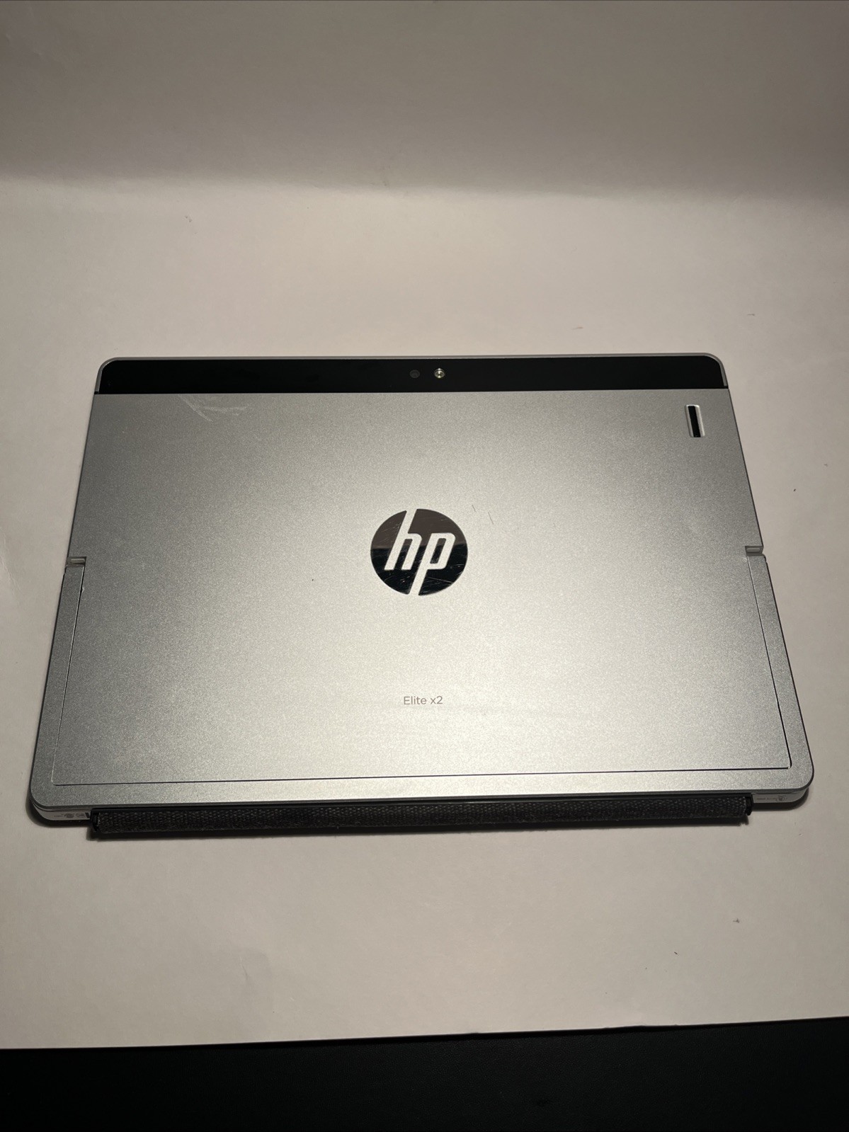 HP EliteX2 1012 G1 Intel M7-6Y75 8GB Ram 256GB SSD 12” 2 IN 1 – Read Description