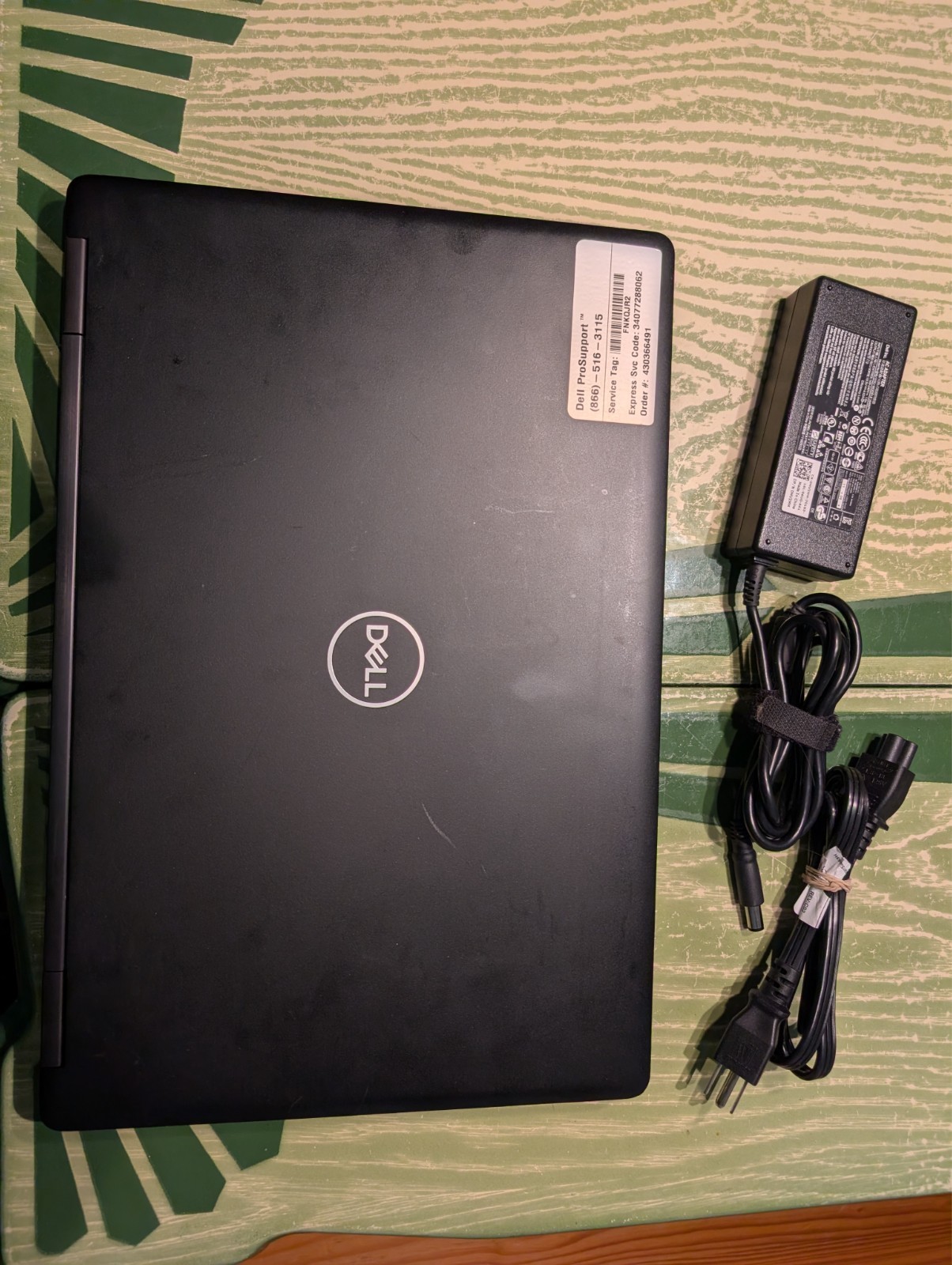 Dell Latitude 5590 Intel i5-8350U 8GB RAM 256 GB NVMe, Wi-Fi 5/BT 4.2 Win 11 Pro