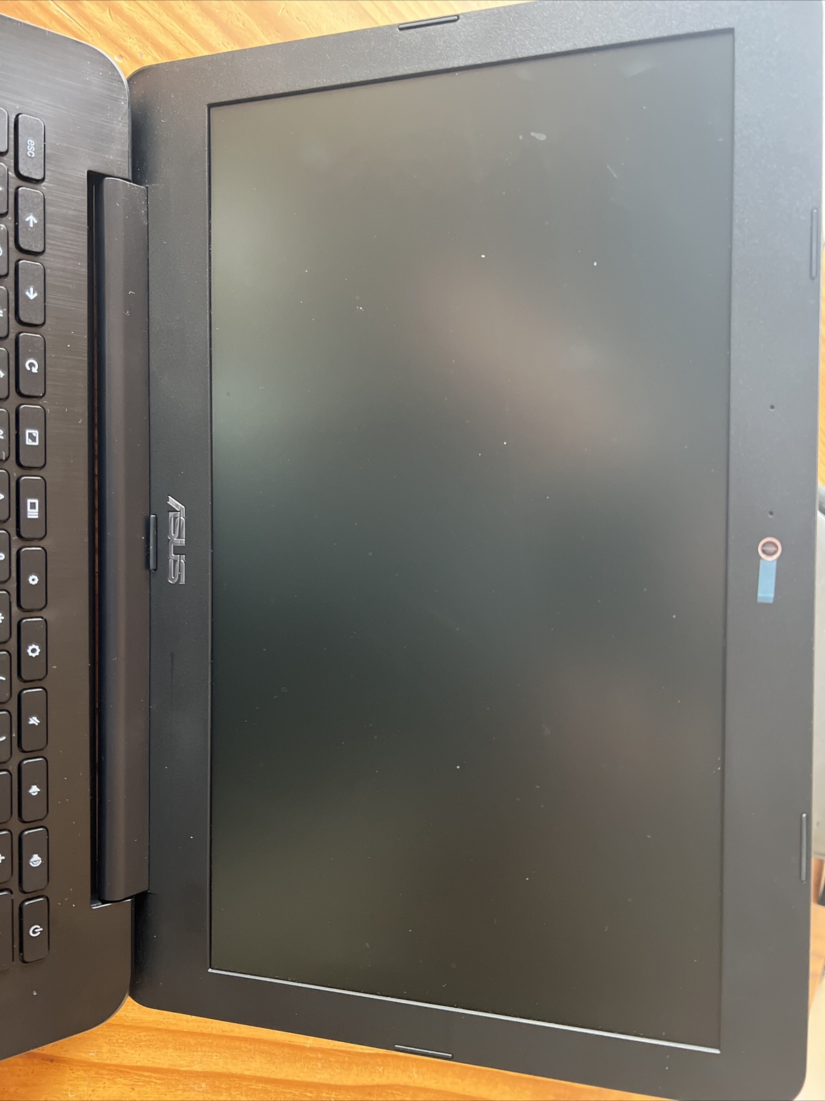 ASUS C300M 11.6 inch (16GB, Intel Celeron N, 2.16GHz, 2GB) Chromebook – Black –