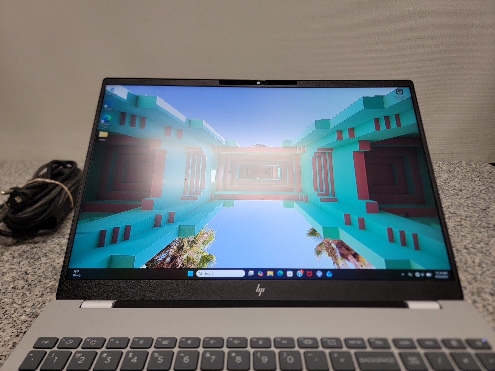 HP OMNIBOOK 7 Laptop 16-az0097nr Intel Core 9 270H OLED 32GB RAM 2TB SSD