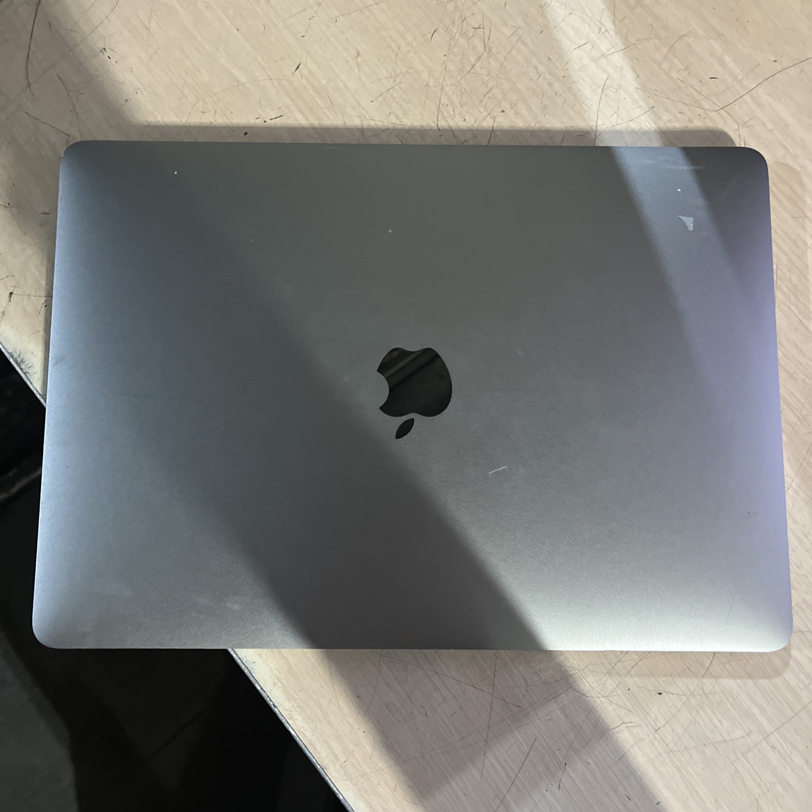 APPLE MACBOOK PRO 13″ TOUCH/MID-2017 CORE I5-7267U 3.1GHZ 8GB RAM 256SSD