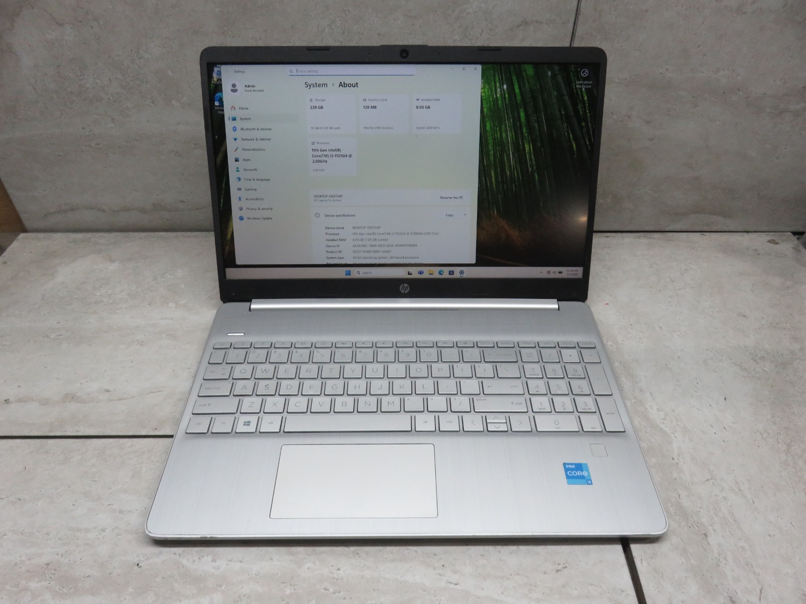 HP 15-dy2035tg 15.6″Intel Core i3-1125G4 2.00GHz 8GB 256GB SSD WINDOWS 11 PRO